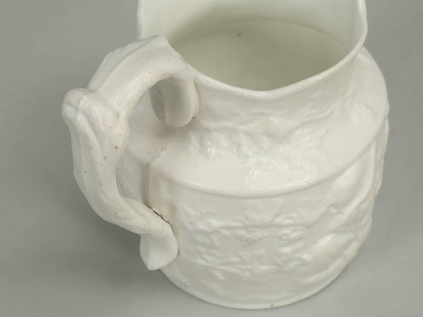 Antique English Porcelain Jug or Pitcher In Excellent Condition In Chicago, IL