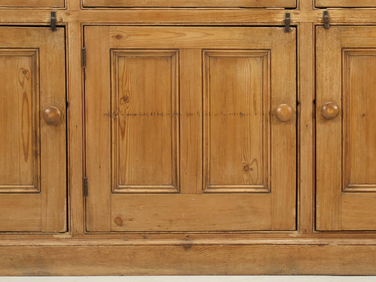 Antique English Pine Buffet, Sideboard or Dresser Base, circa 1900 1