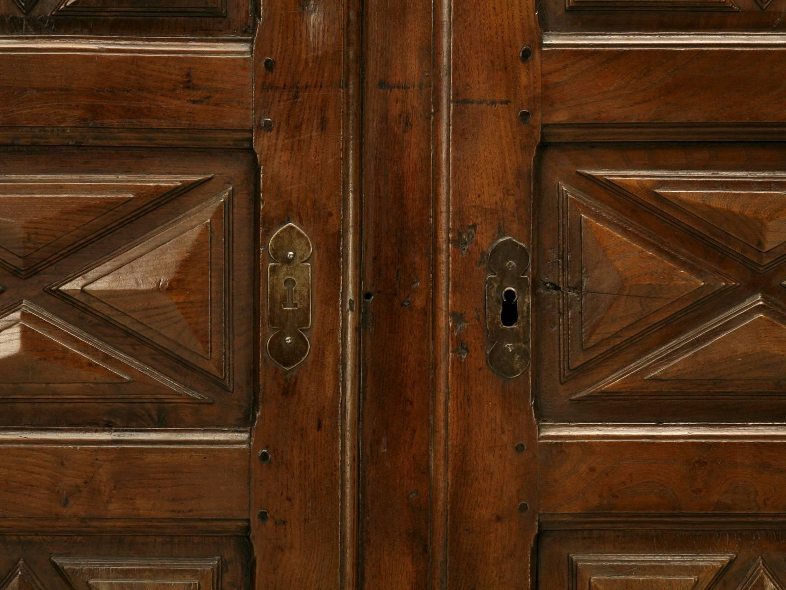 Antique French Louis XIII Style Armoire from the 1700s In Good Condition In Chicago, IL