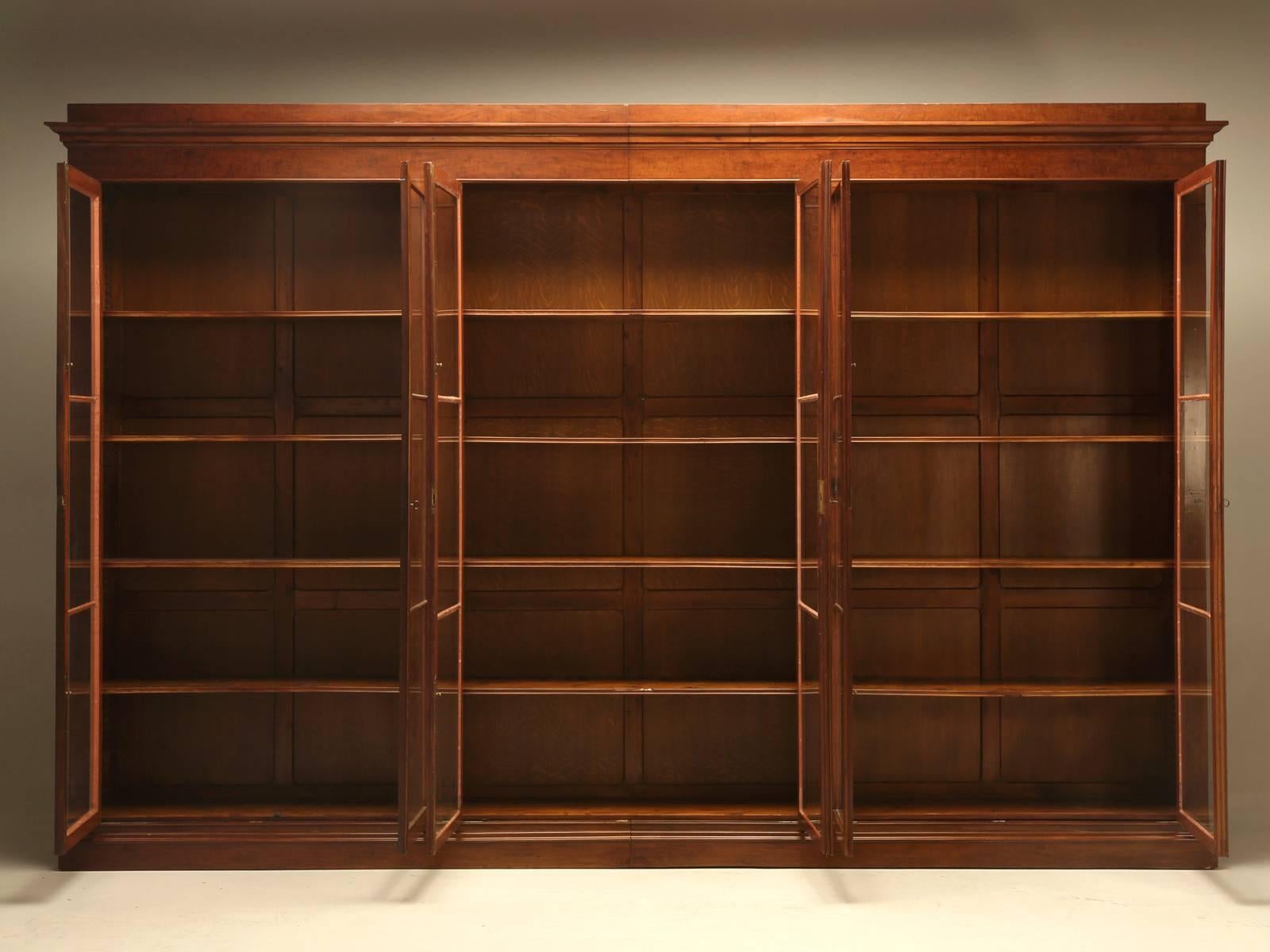 Antique French Bookcase or Display Cabinet, circa 1815-1830 4