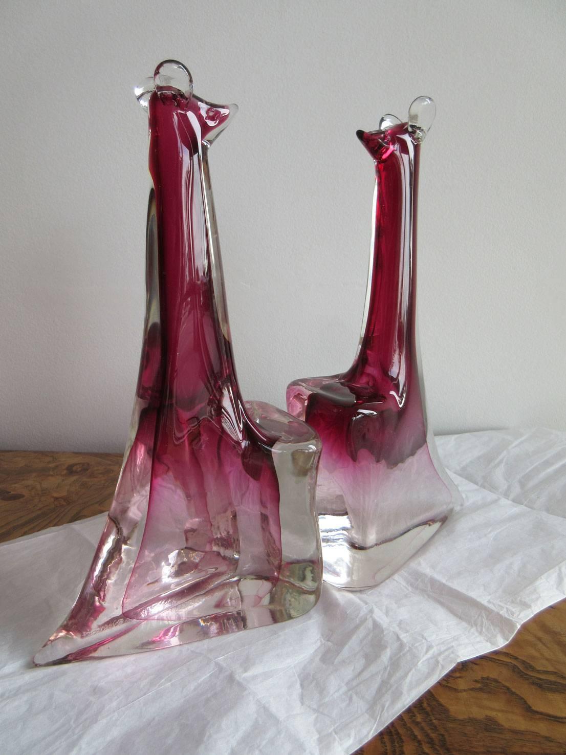 Pair of Murano Glass Kangaroos, Alfredo Barbini In Good Condition For Sale In West Palm Beach, FL