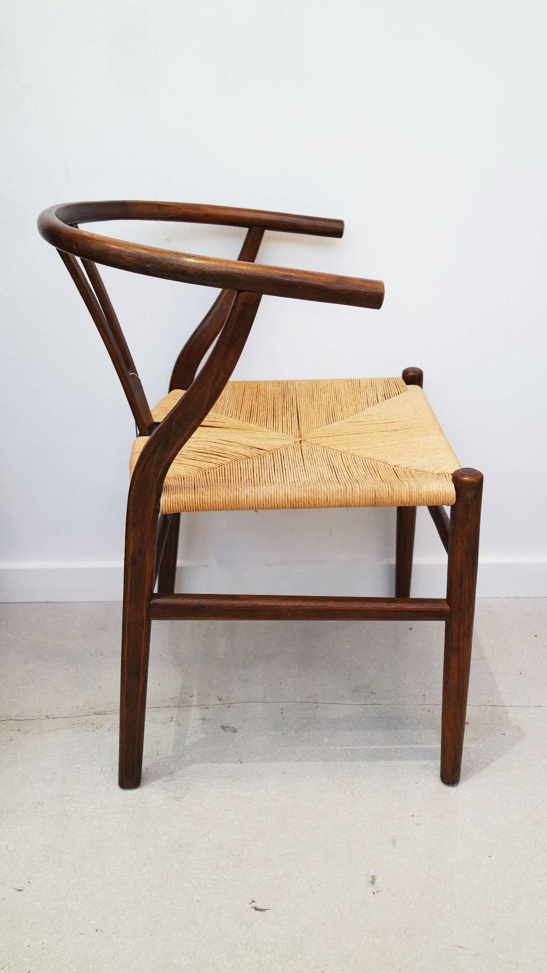 Mid-Century Modern Hans Wegner for Carl Hansen Wishbone Chair For Sale