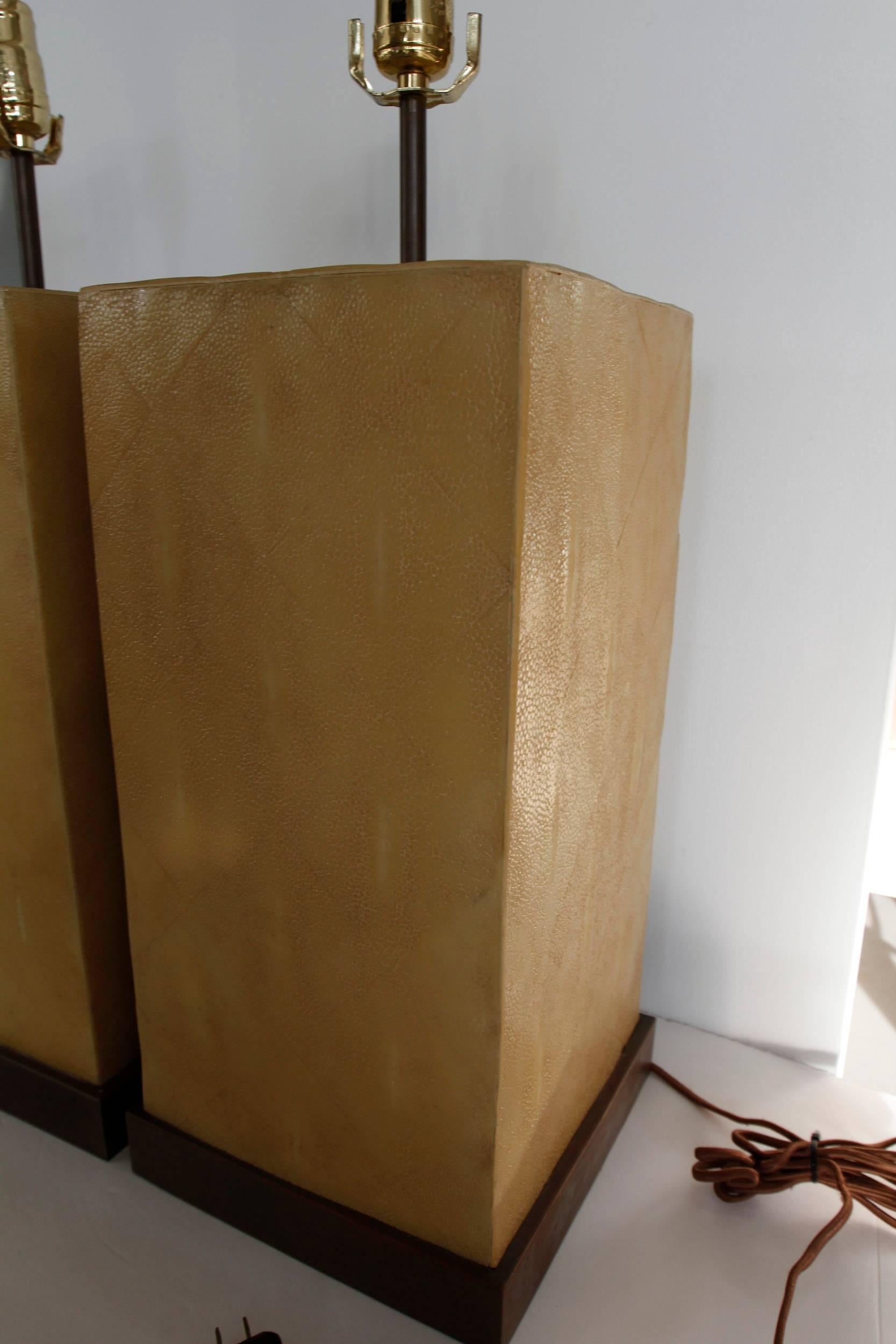 Mid-Century Modern Pair of Stingray Lamps-- Shagreen For Sale