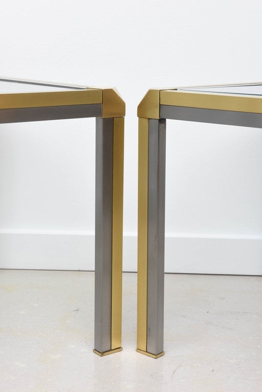 20th Century Pair of Vintage Two-Tone Side Tables
