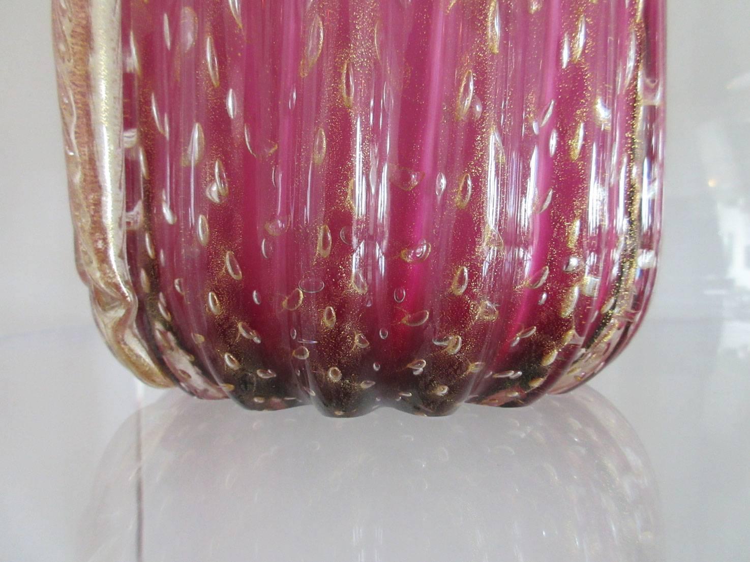 Pair of Pink Murano Art Glass Vases by Toso In Good Condition For Sale In West Palm Beach, FL