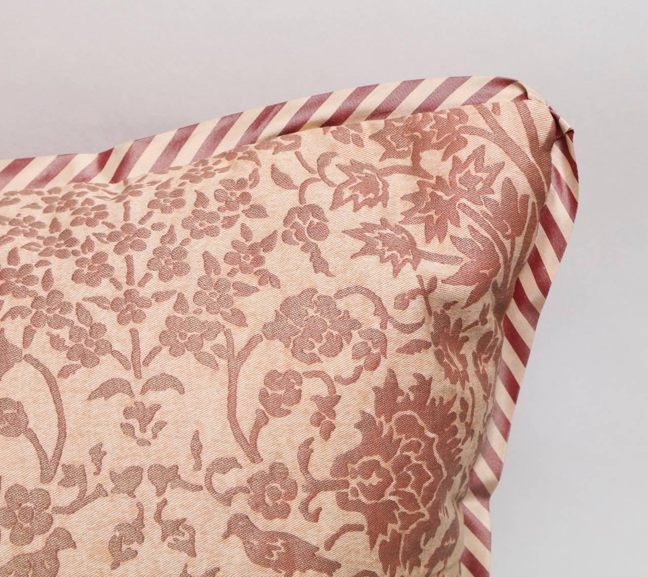 Mid-20th Century Pair of Fortuny Fabric Cushions in Alberelli Pattern