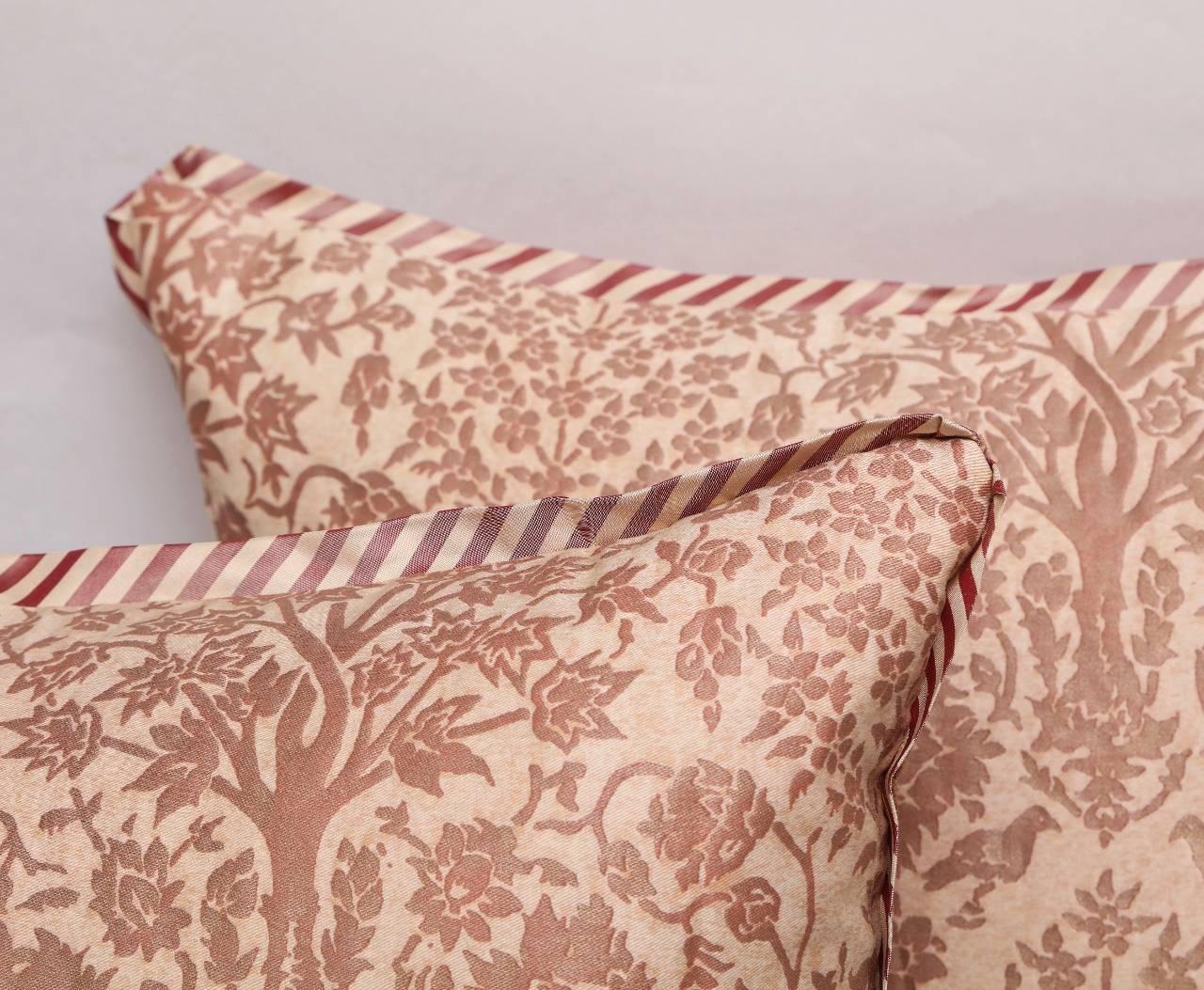 Pair of Fortuny Fabric Cushions in Alberelli Pattern 2