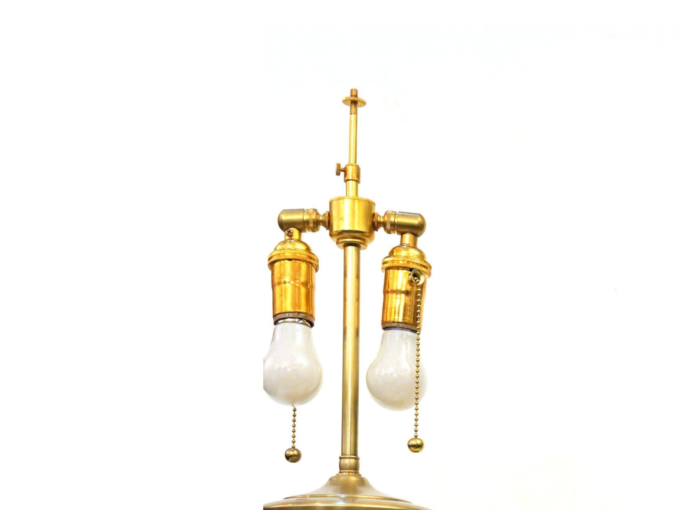 Paire de lampes à huile en tôle Bon état - En vente à New York, NY