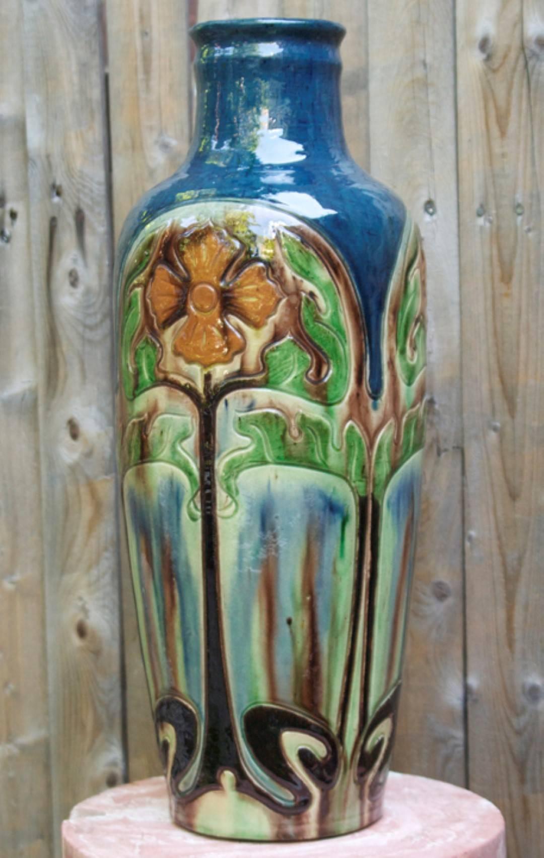 Pair of Belgian Ceramic Vases with Arts and Crafts Stylized Floral Motifs In Good Condition In New York, NY