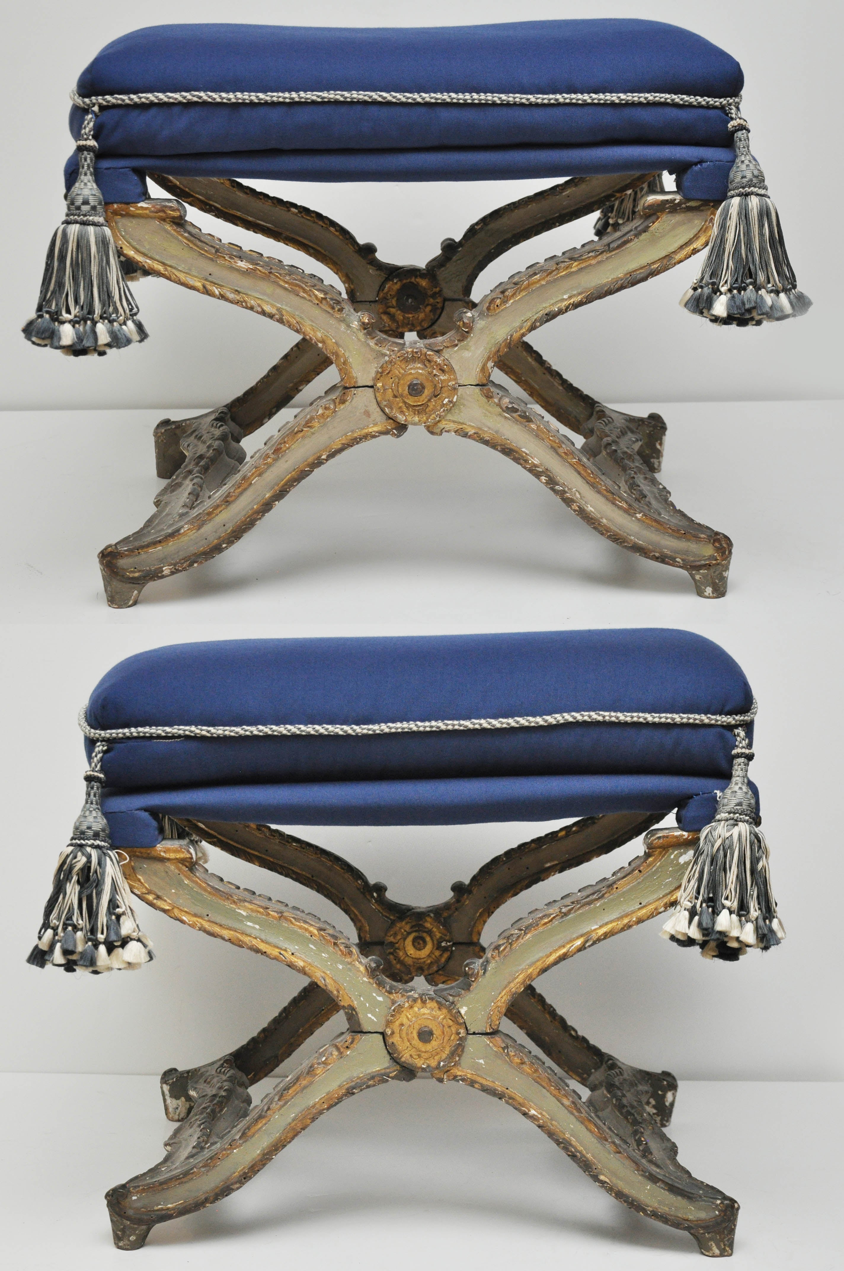 Pair of Louis XIV Folding Court "X" Stools In Grisaille Paint, circa 1680 For Sale