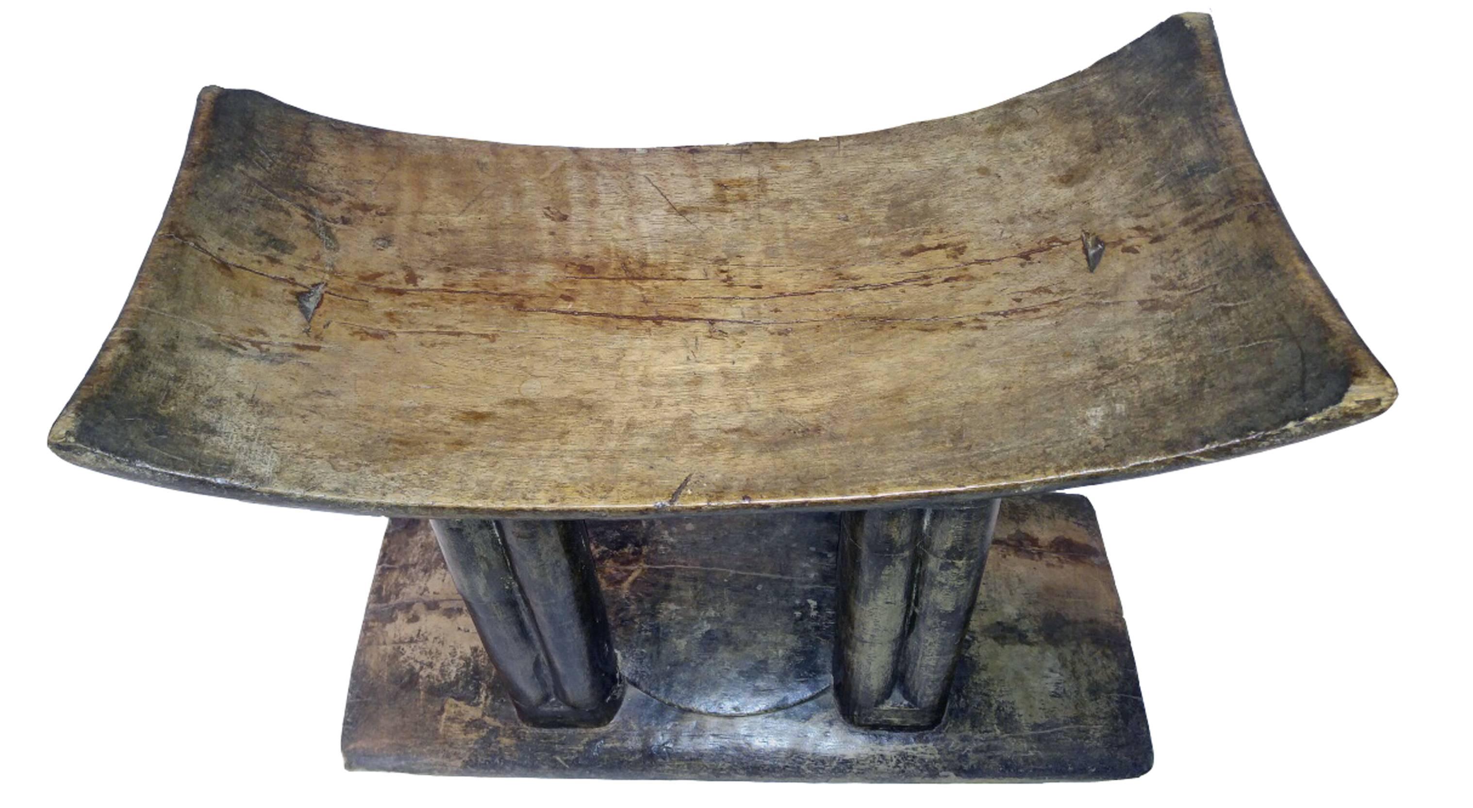 Ashanti Stool / End Table from Ghana In Good Condition In New York, NY