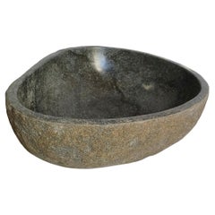 Schale/Becken aus indonesischem Flussstein