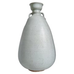 Thai Ceramic Vase with White Crackled Glaze, Early 20th Century