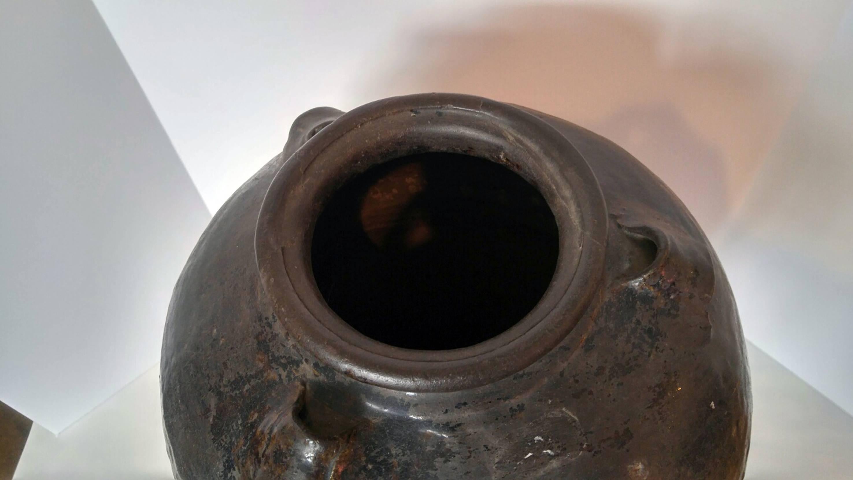 glazed clay pot