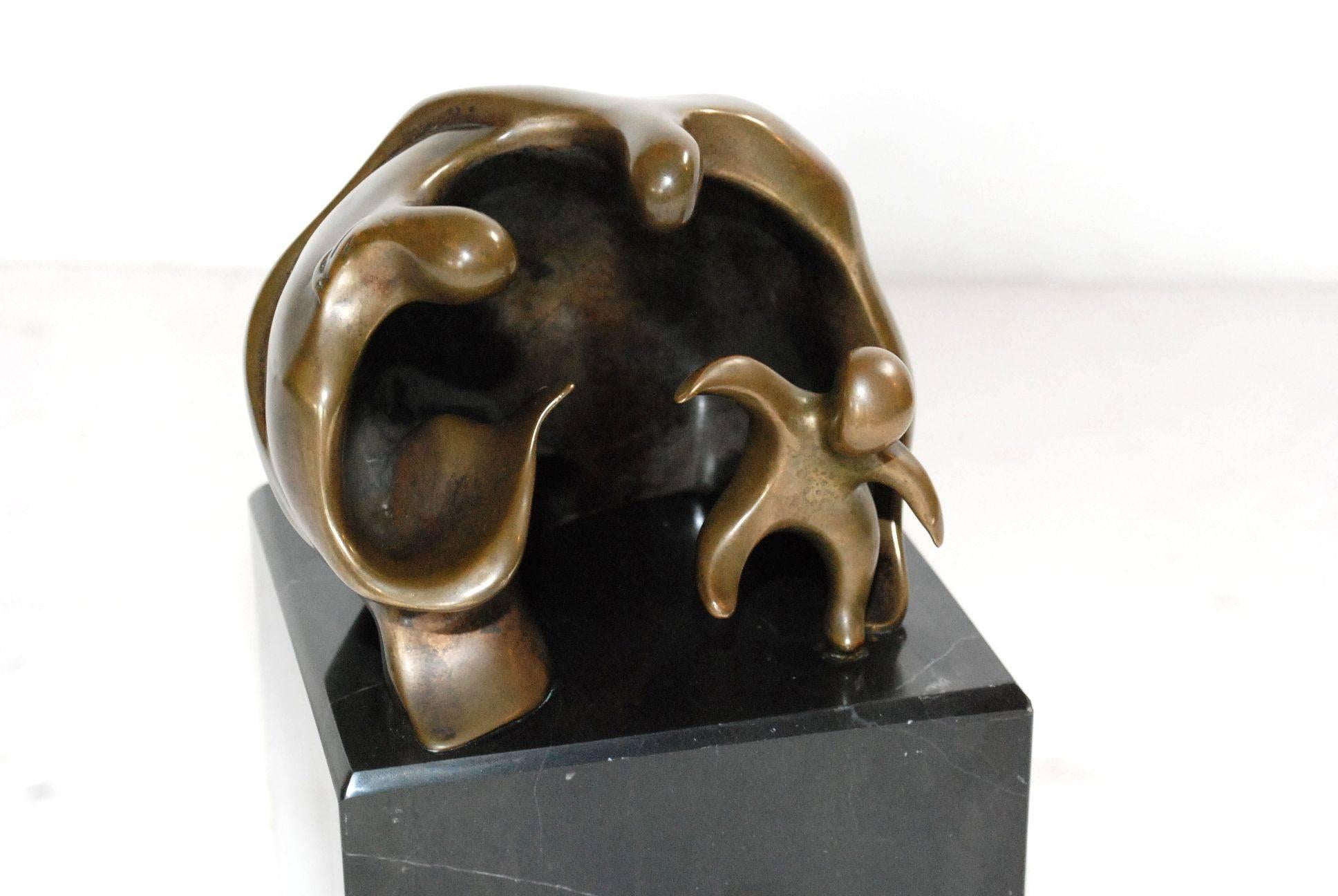 Elegant bronze on marble base sculpture signed and number 29/150 by James Menzel-Joseph, painter and sculptor. He furthered his studies at the Art Institute of Chicago and The Art Student’s League of New York. Please note slight chip on marble base