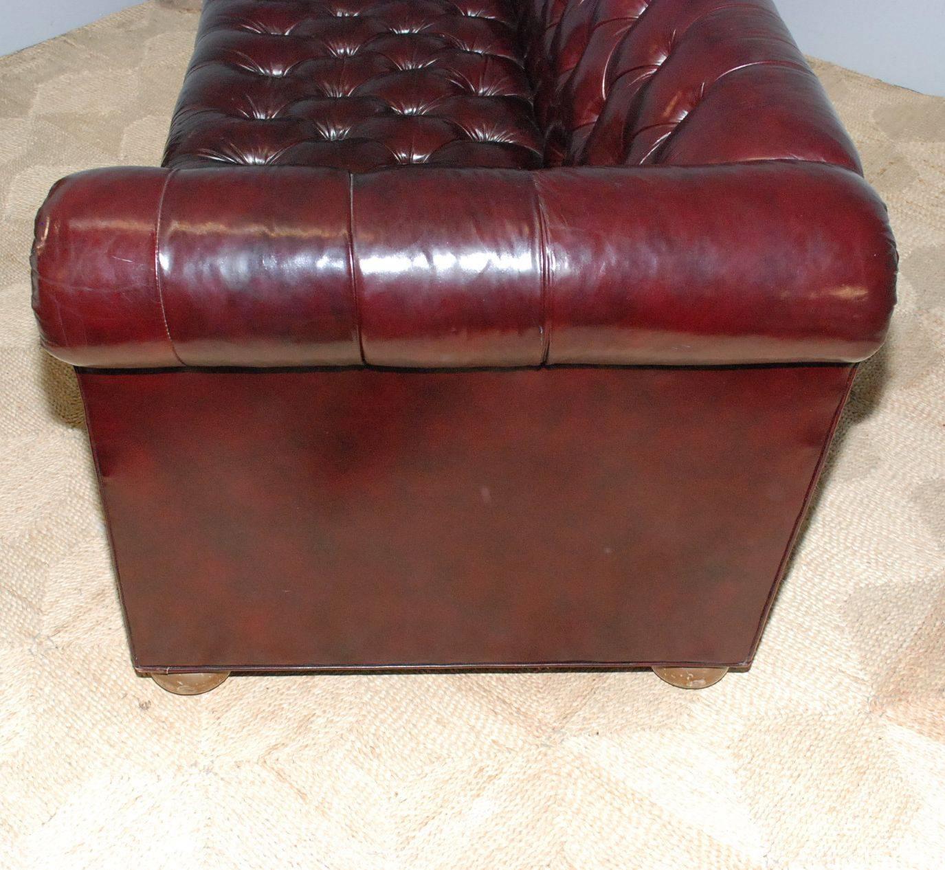 Burgundy Leather Chesterfield Sofa 1