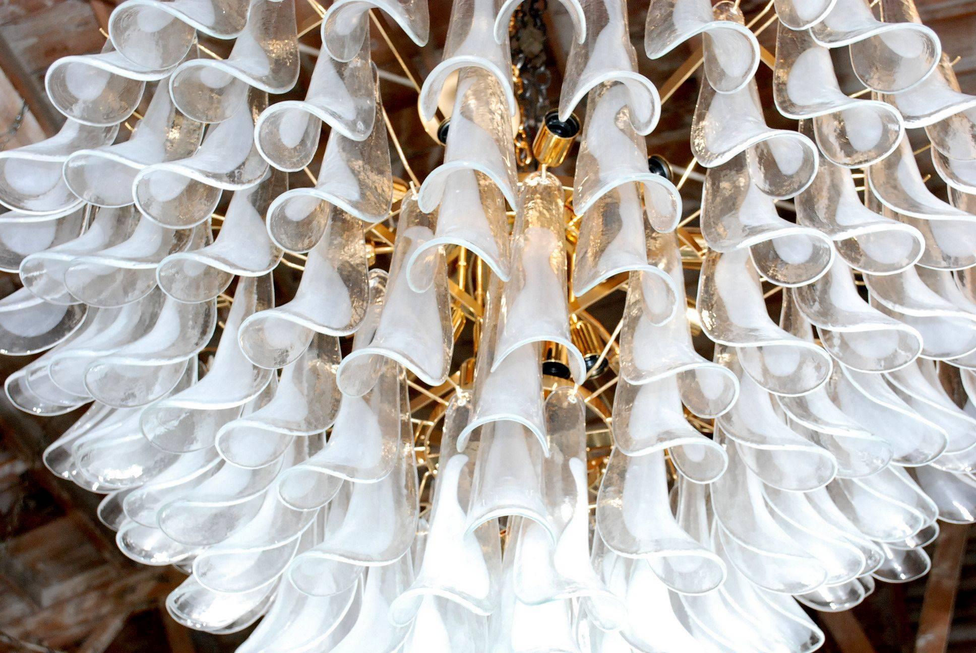1960s Mazzega White Shell Chandelier In Good Condition In Cathedral City, CA