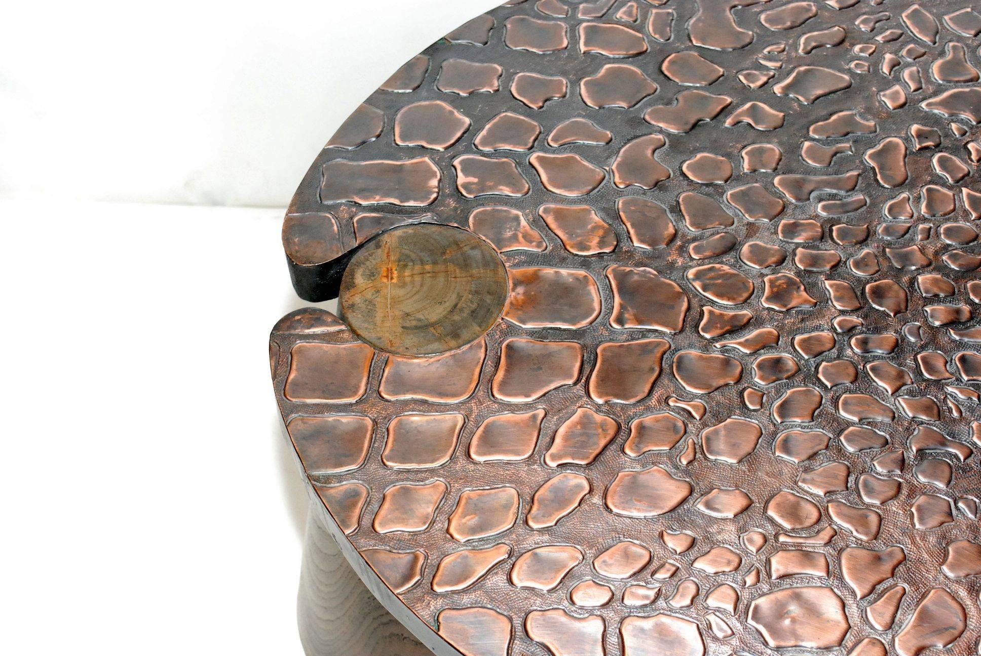Elegant Copper Coffee Table In Good Condition In Cathedral City, CA