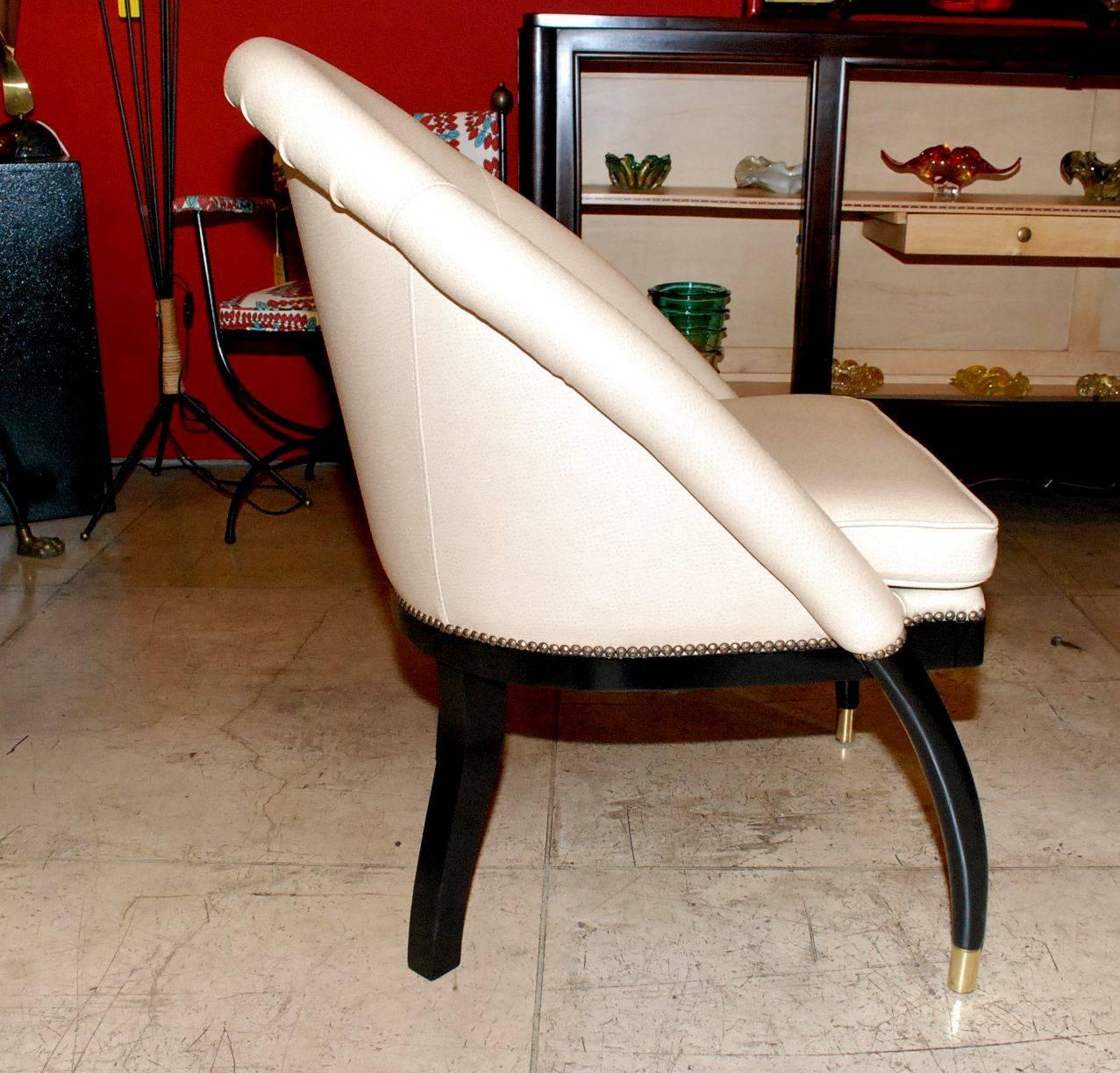 Mid-Century Modern Pair of Side Chairs by Shelby Williams