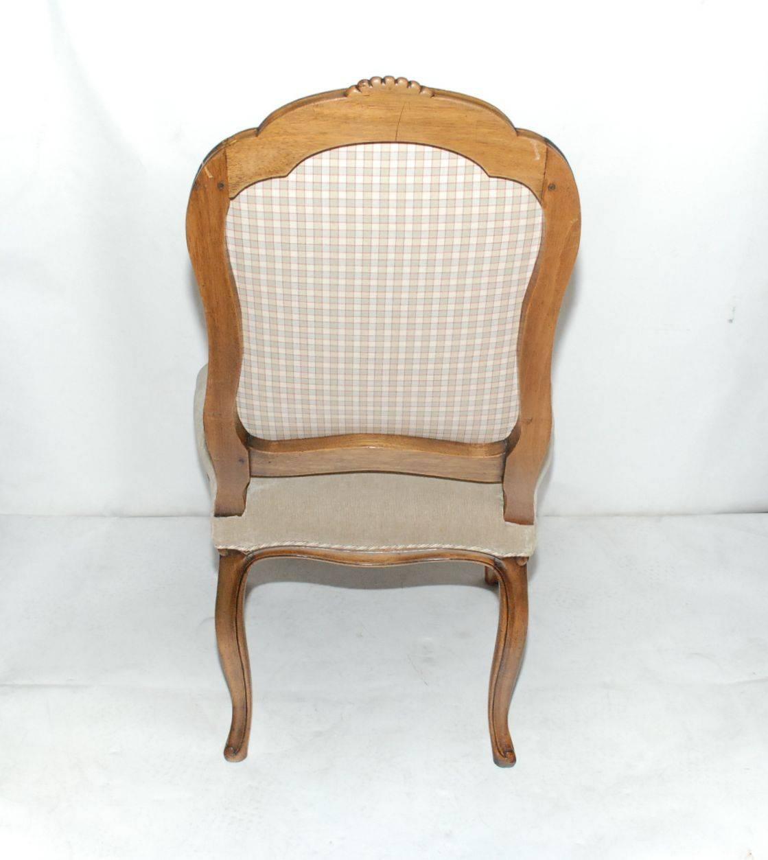 Set of Eight Italian Louis XV Style Dining Chairs 3
