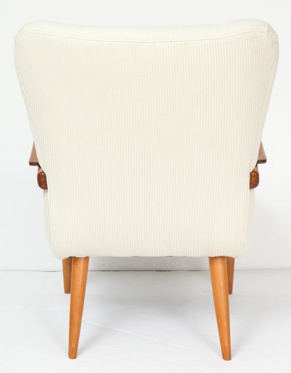 Danish Wingback Chair in Beech Wood 3