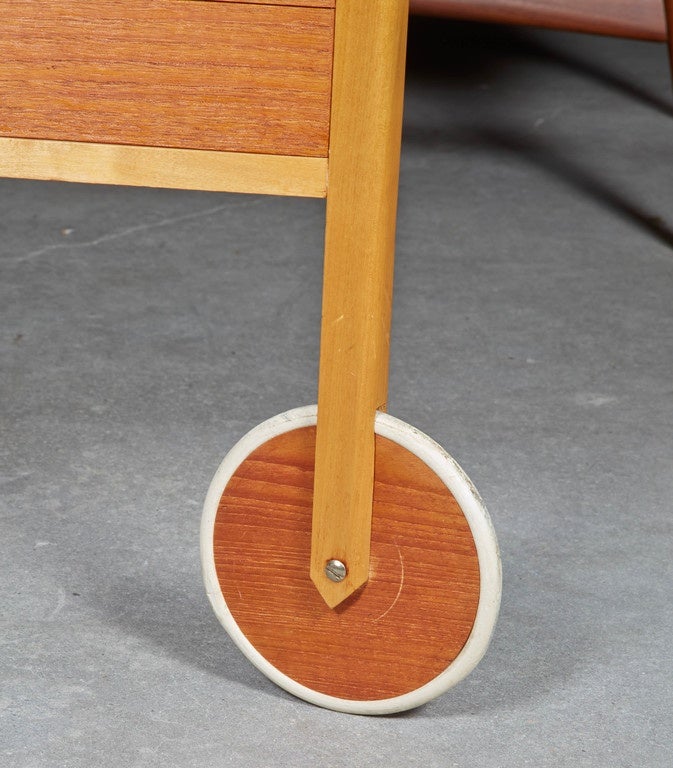 Side Table or Sewing Table by Bengt Lundgren 1