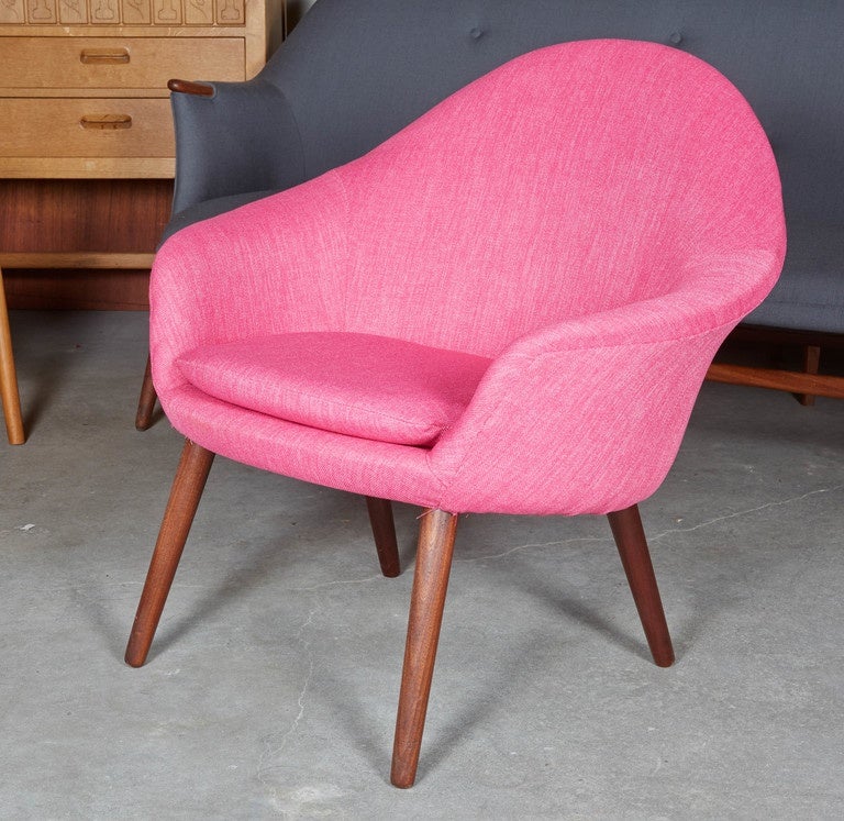 Vintage 1960s Atomic Armchair, Pair 

This Mid Century Bucket Chair is newly upholstered and in like new condition. comfortable and compact, this would be great in the living room, bedroom, and since it's low to the ground it would also be great