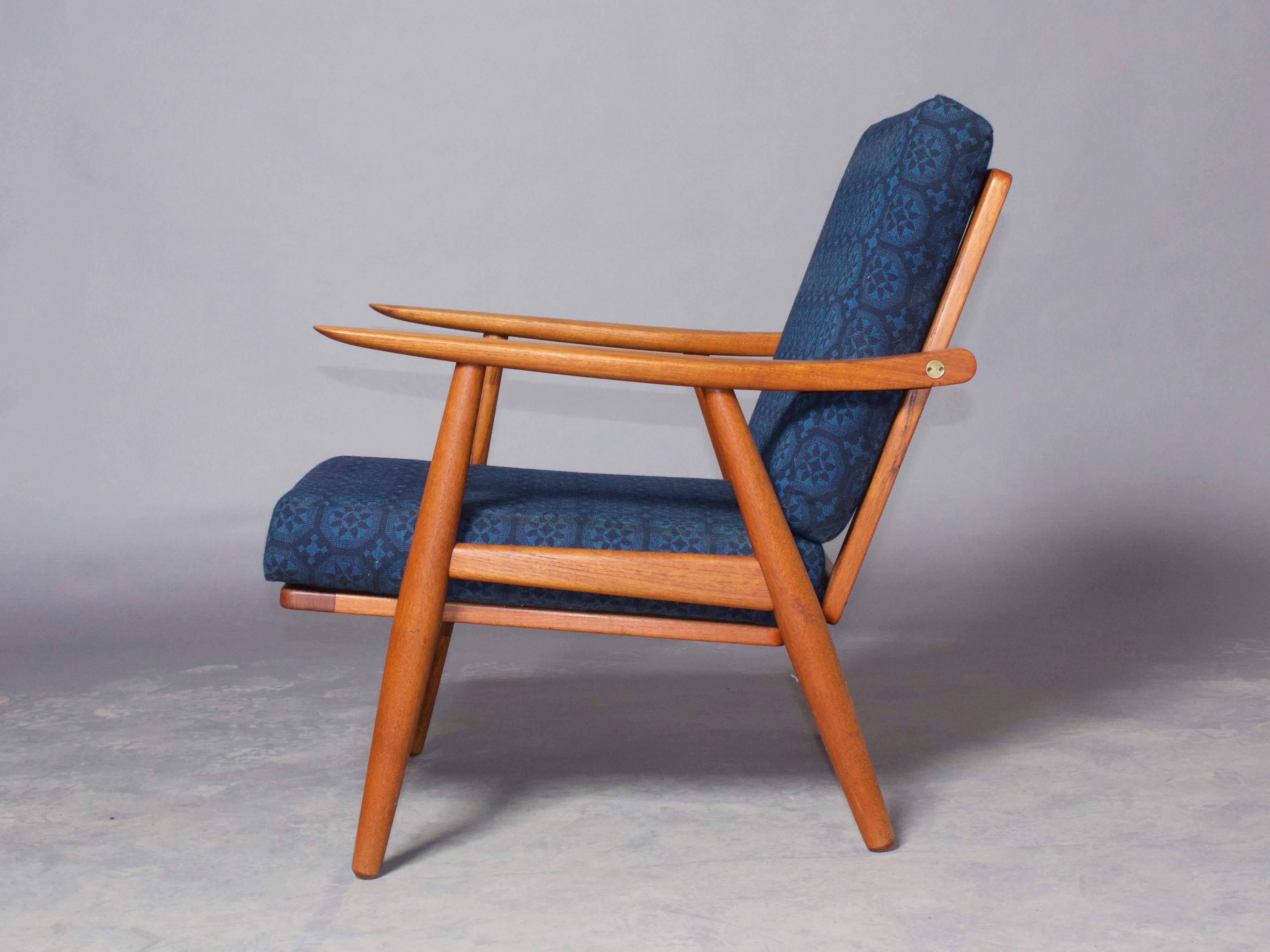 Scandinavian Modern Hans Wegner GE-260 Teak Lounge Chair
