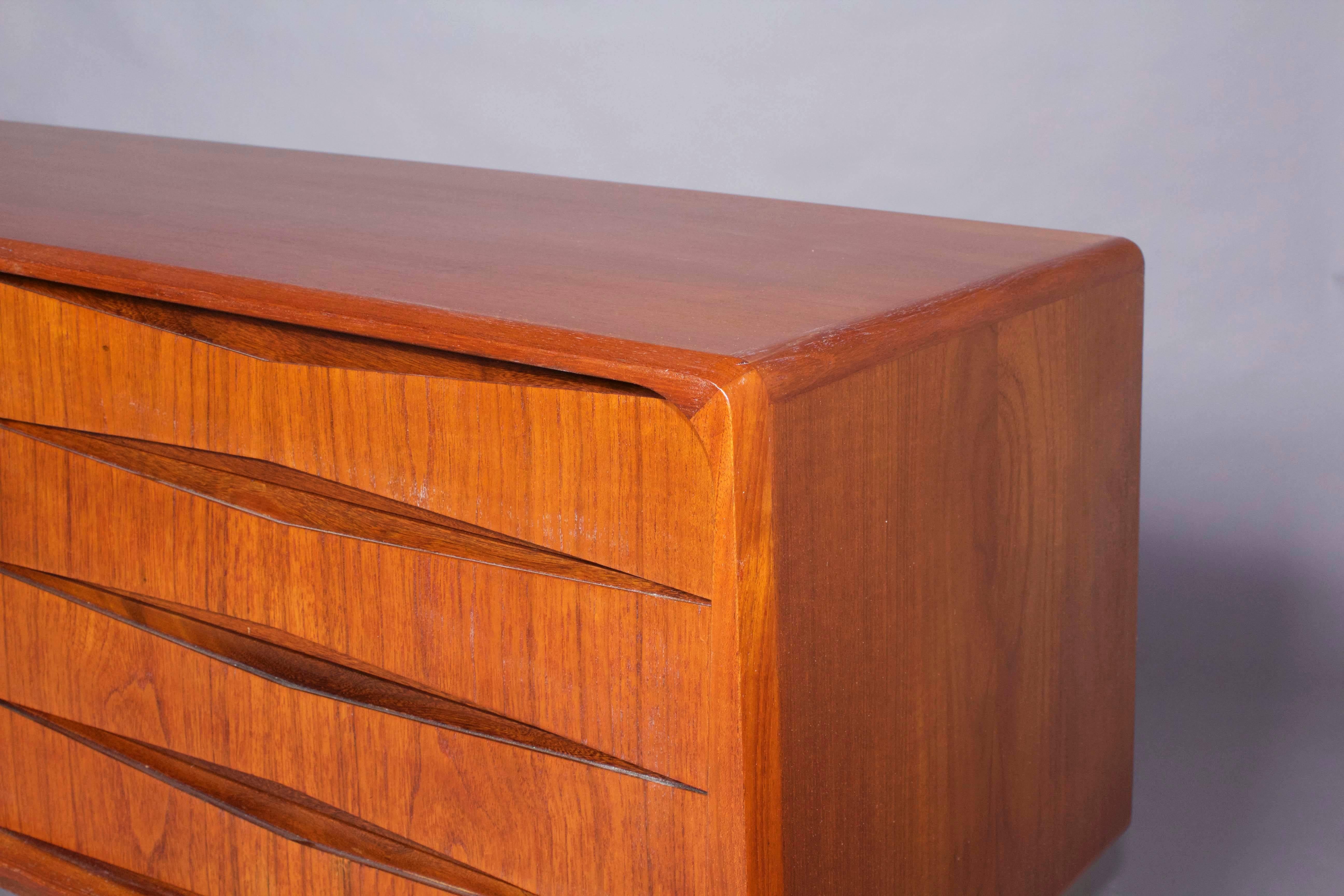 Danish Teak Atomic Sideboard with Bar In Excellent Condition In New York, NY