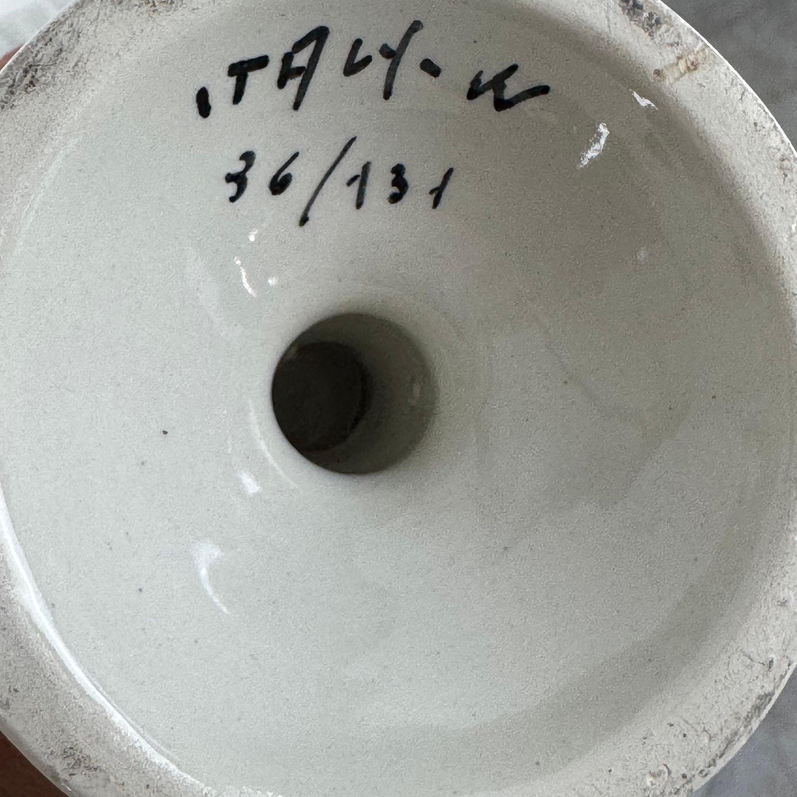 Skulpturale Stehleuchte 