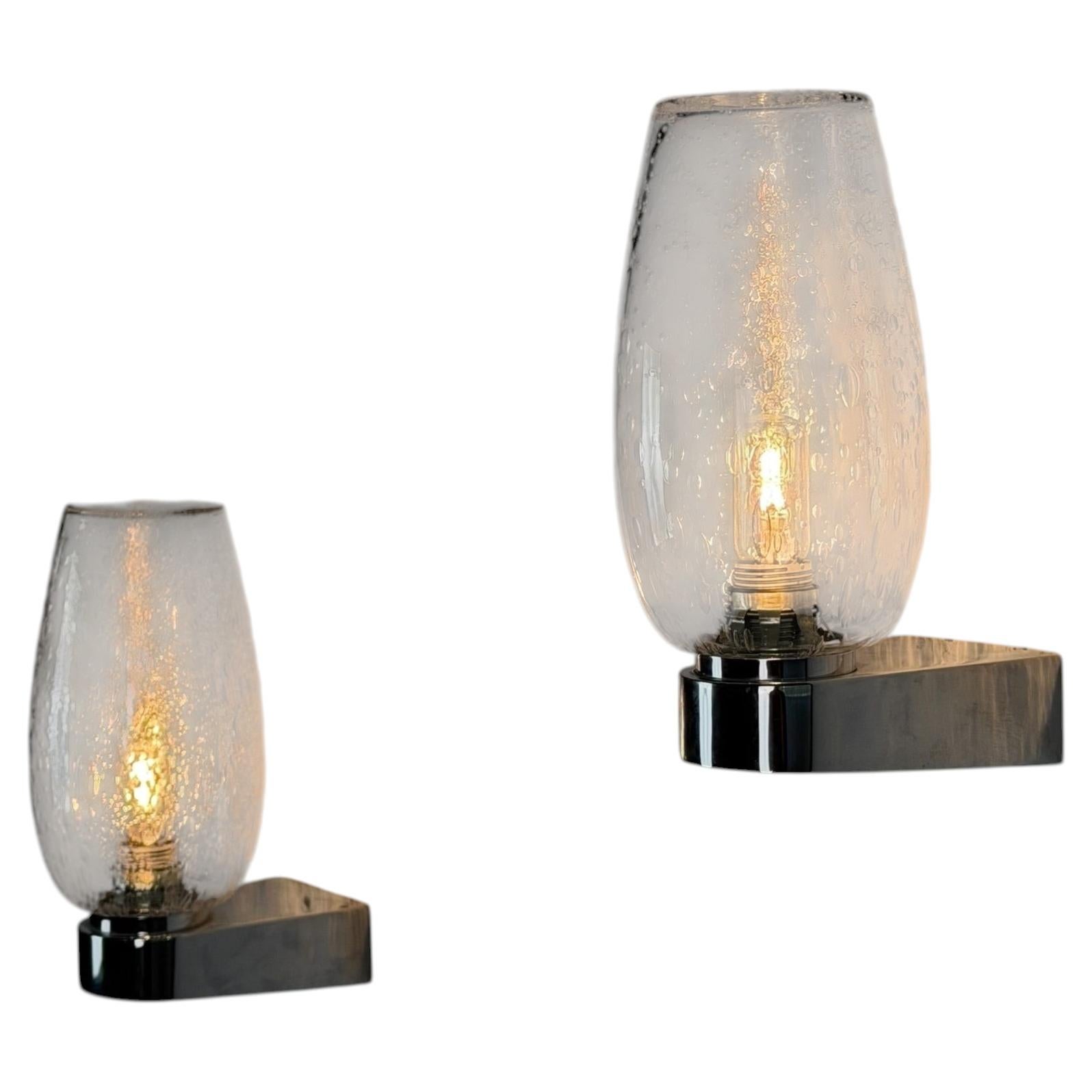 Pair of Seguso Vetri d'Arte Style Pulegoso Glass Chrome Wall Sconces, 1970s