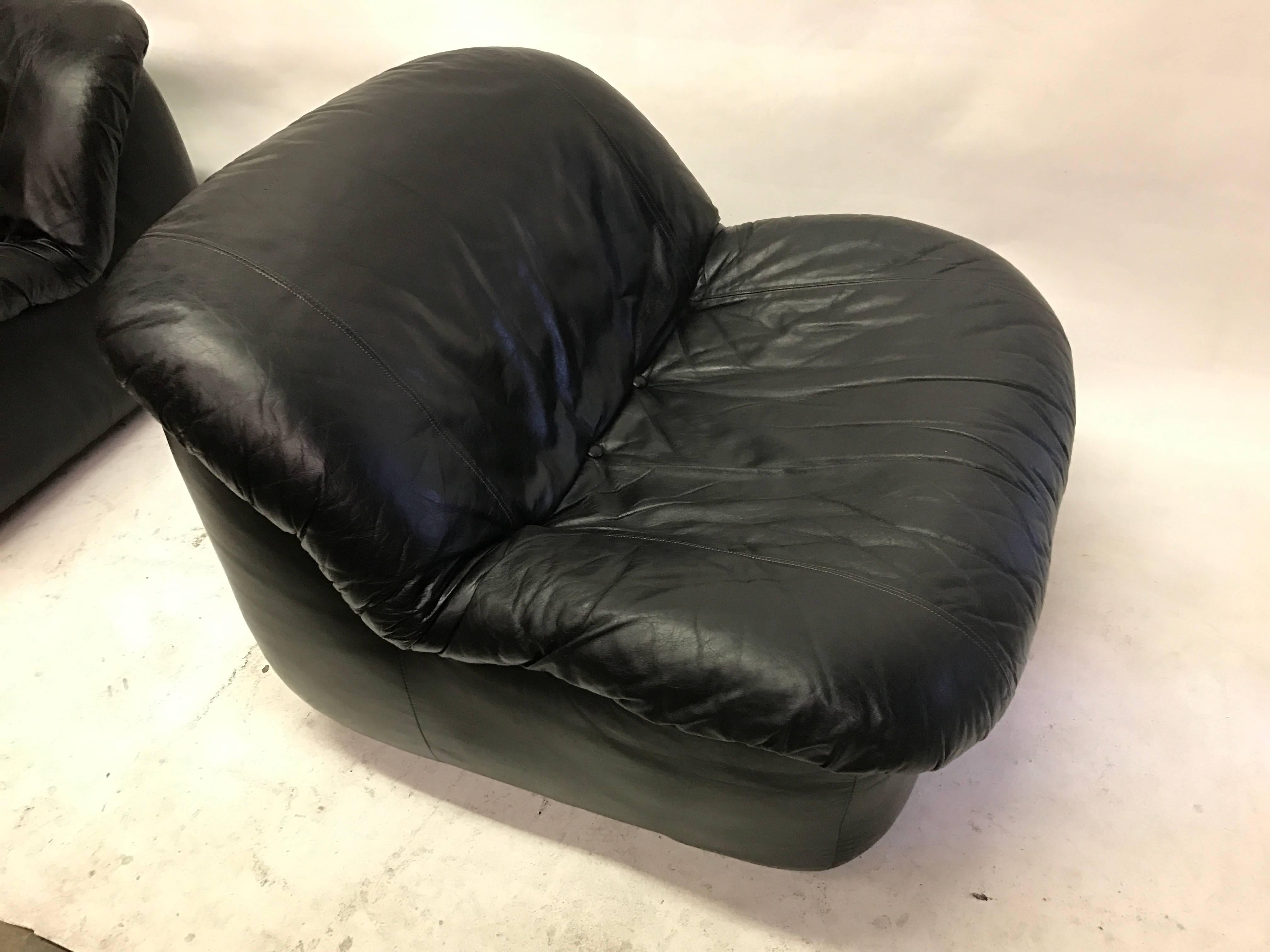 Mid-Century Modern Pair of Italian Black Leather Chairs