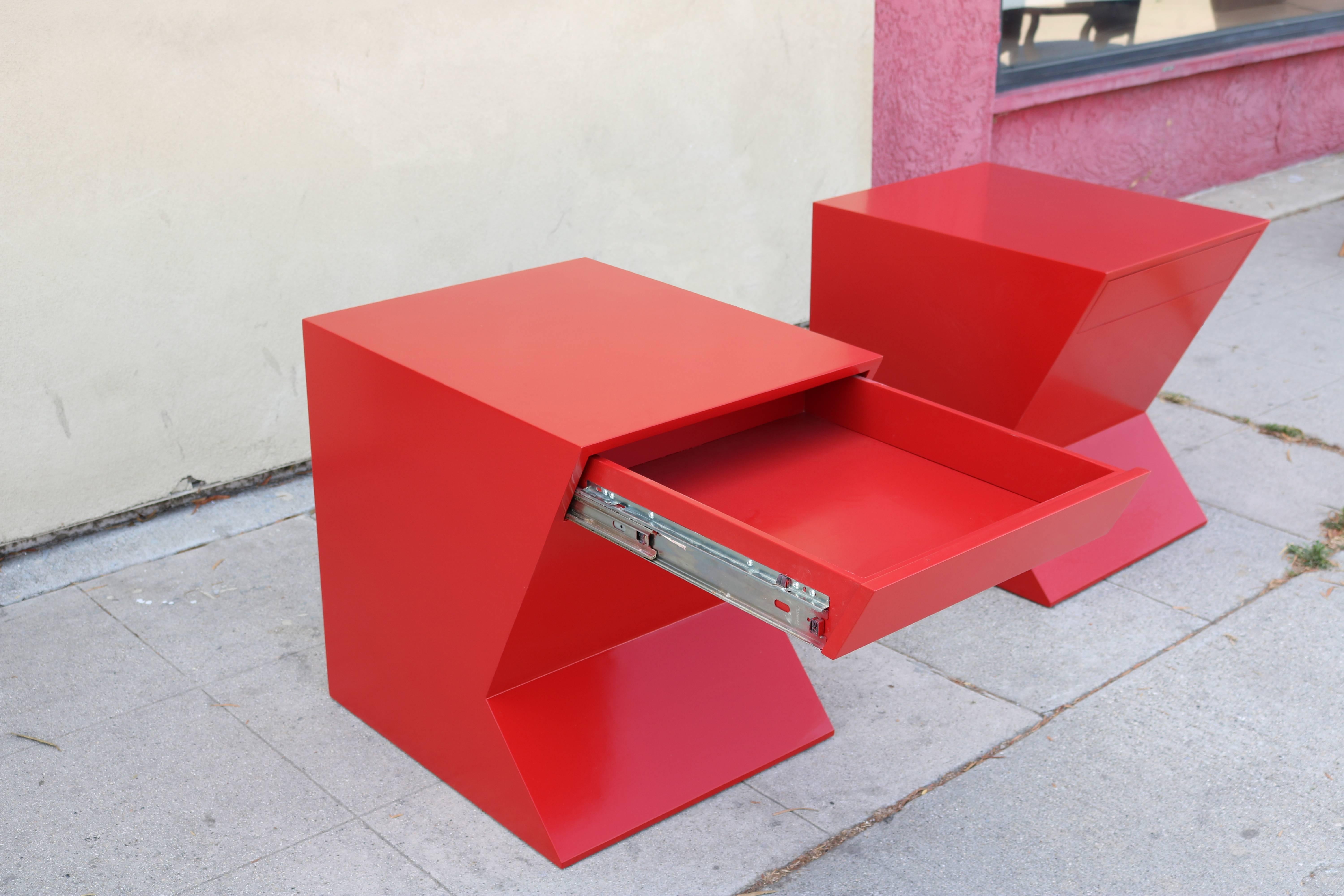 Architectural Cherry Red Lacquer Geometric Shaped Nightstands, Pair 1