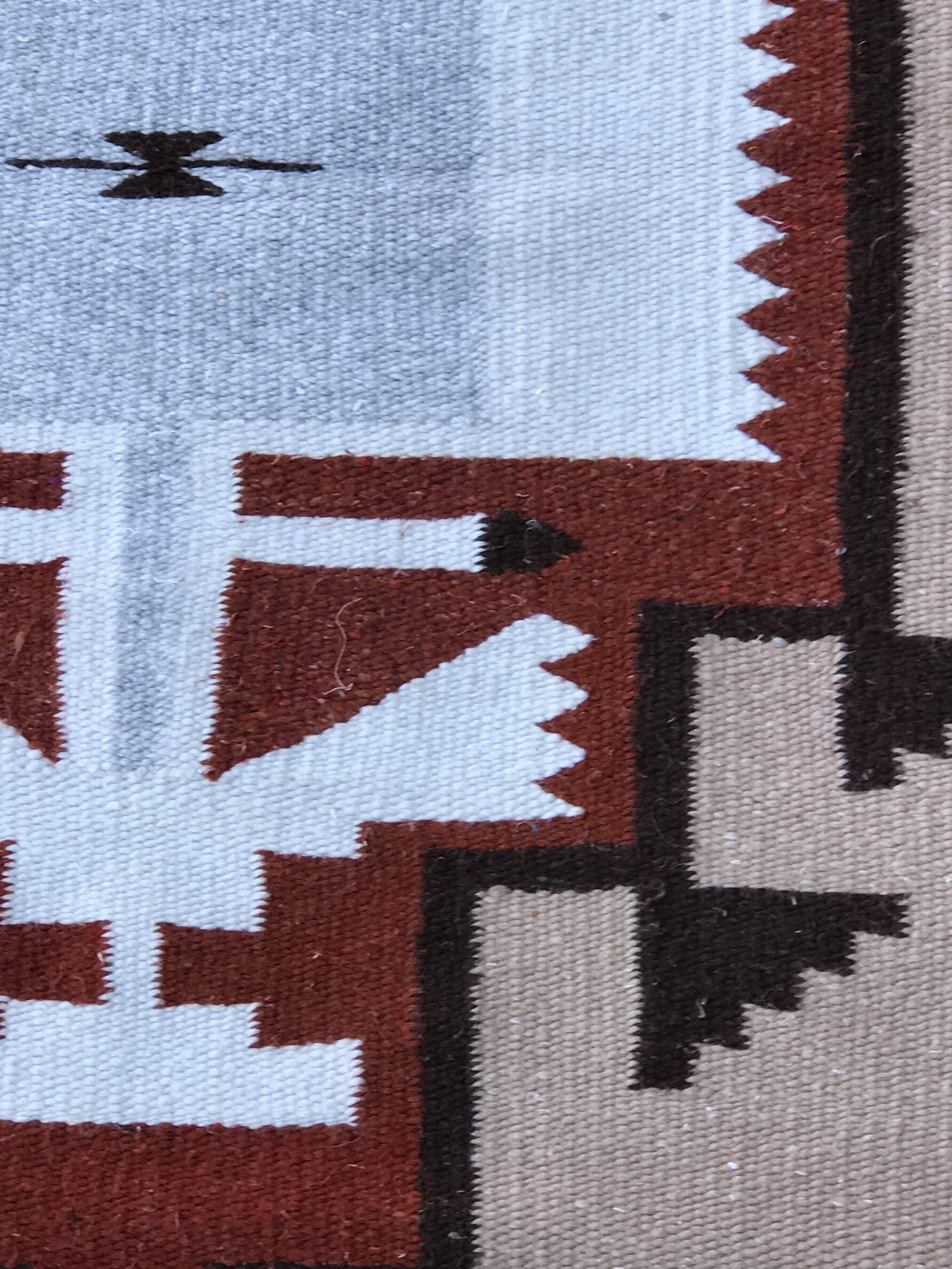 Handwoven Vintage Wool Navajo Rug In Excellent Condition In Pasadena, CA