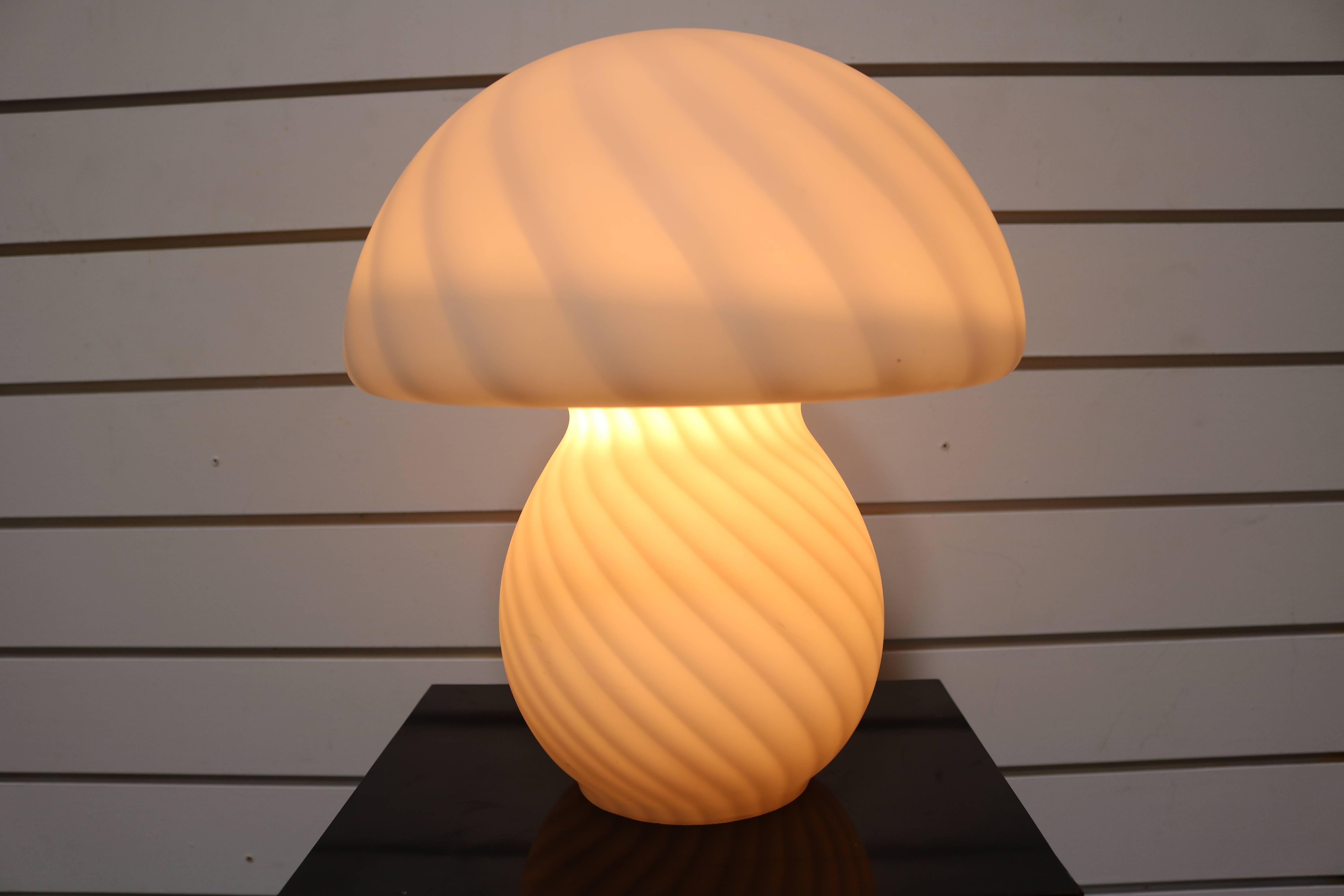 murano lamp mushroom