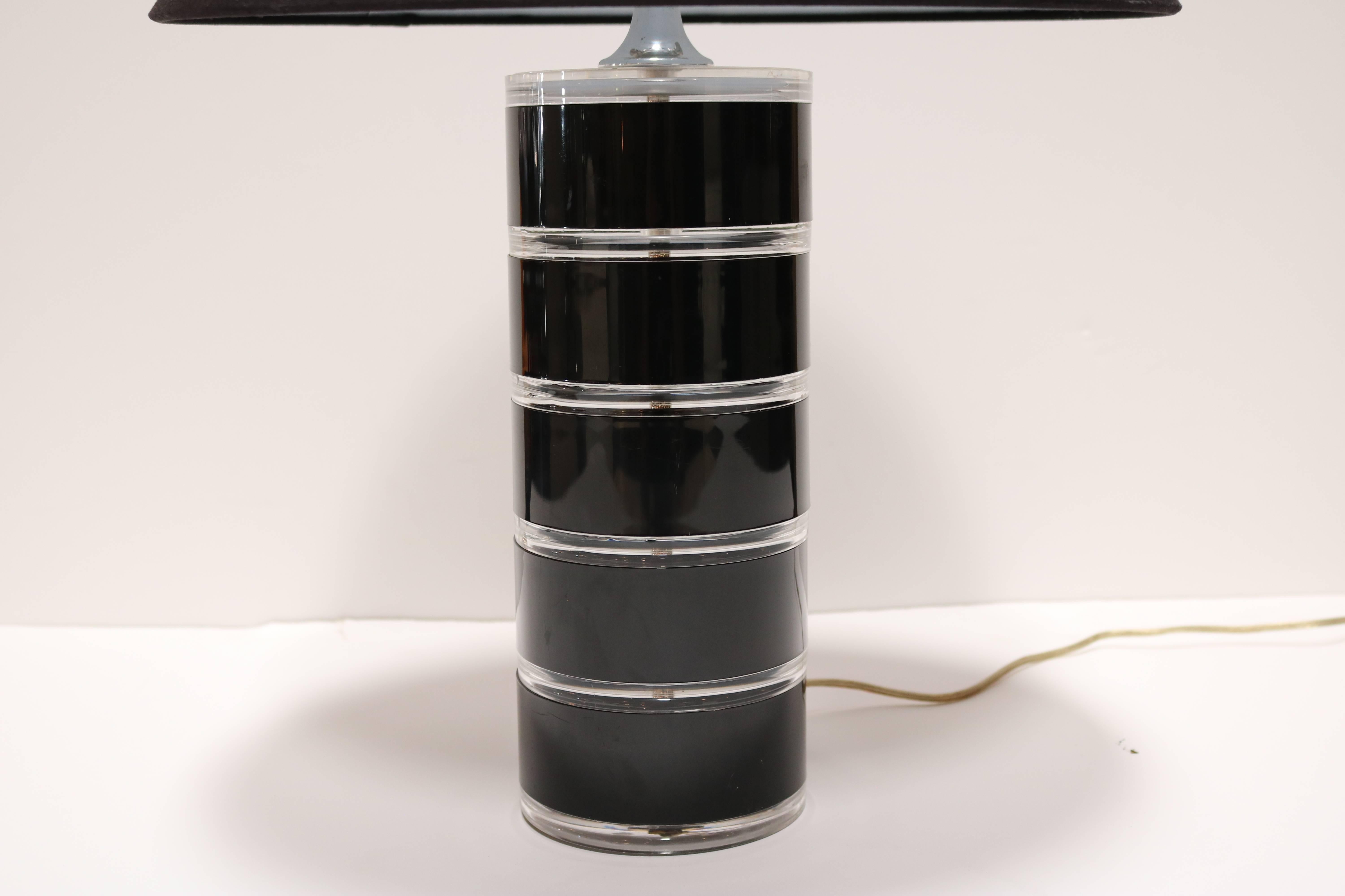 Mid-Century Modern Clear and Black Lucite Table Lamp