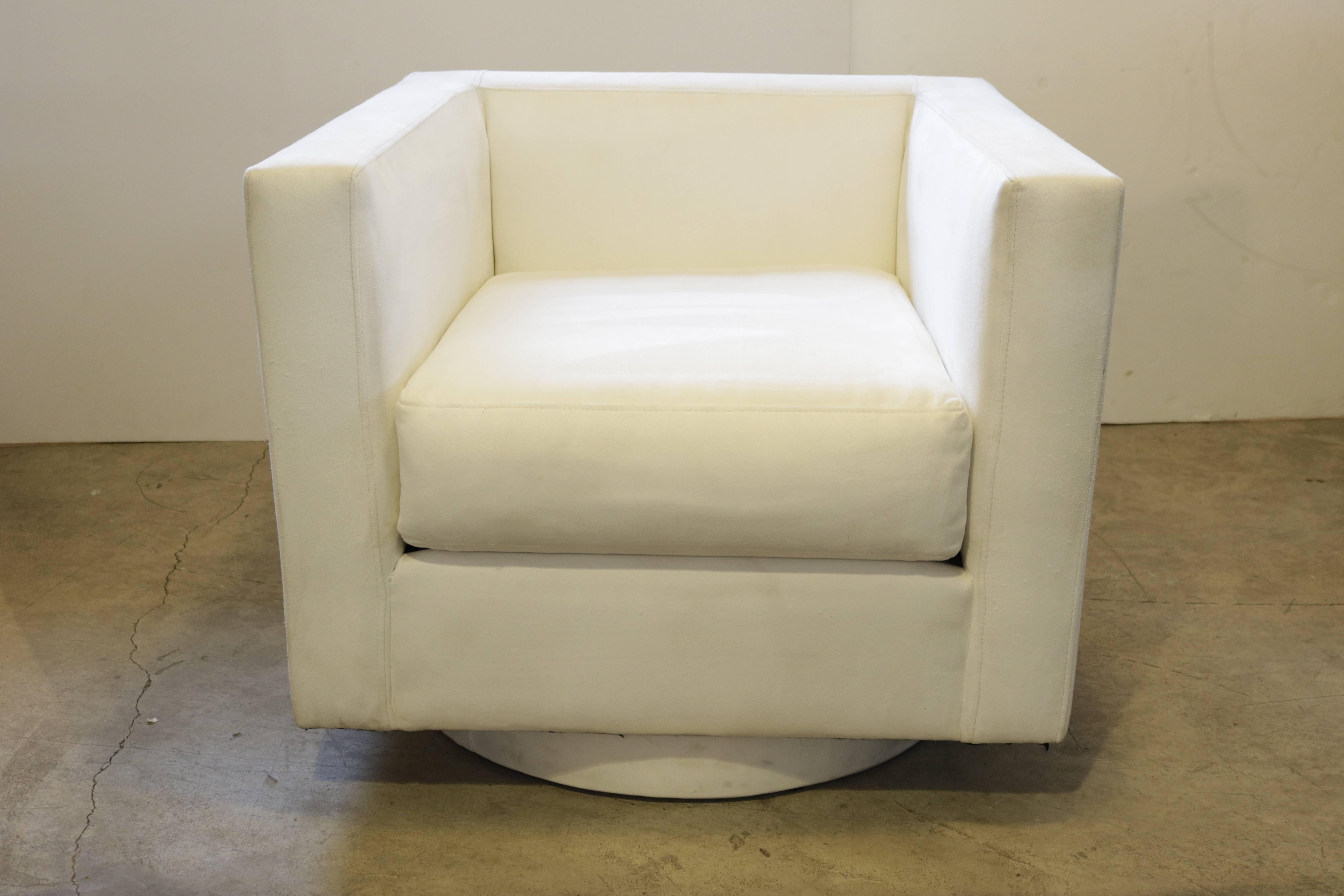 Mid-Century Modern Set of Two White Upholstered Tuxedo Swivel Chairs by Harvey Probber