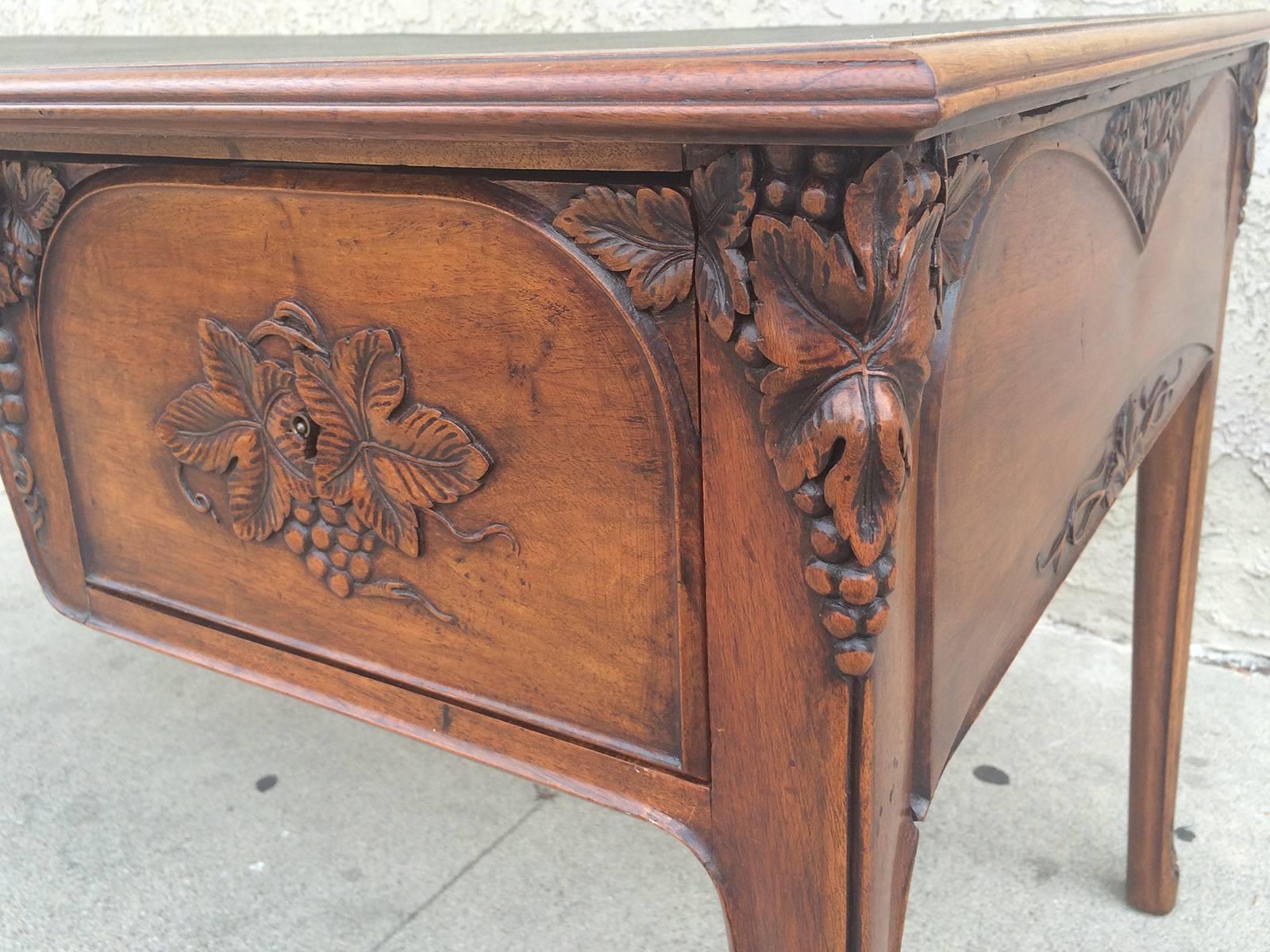 Art Nouveau Desk by Louis Majorelle  In Excellent Condition In Pasadena, CA