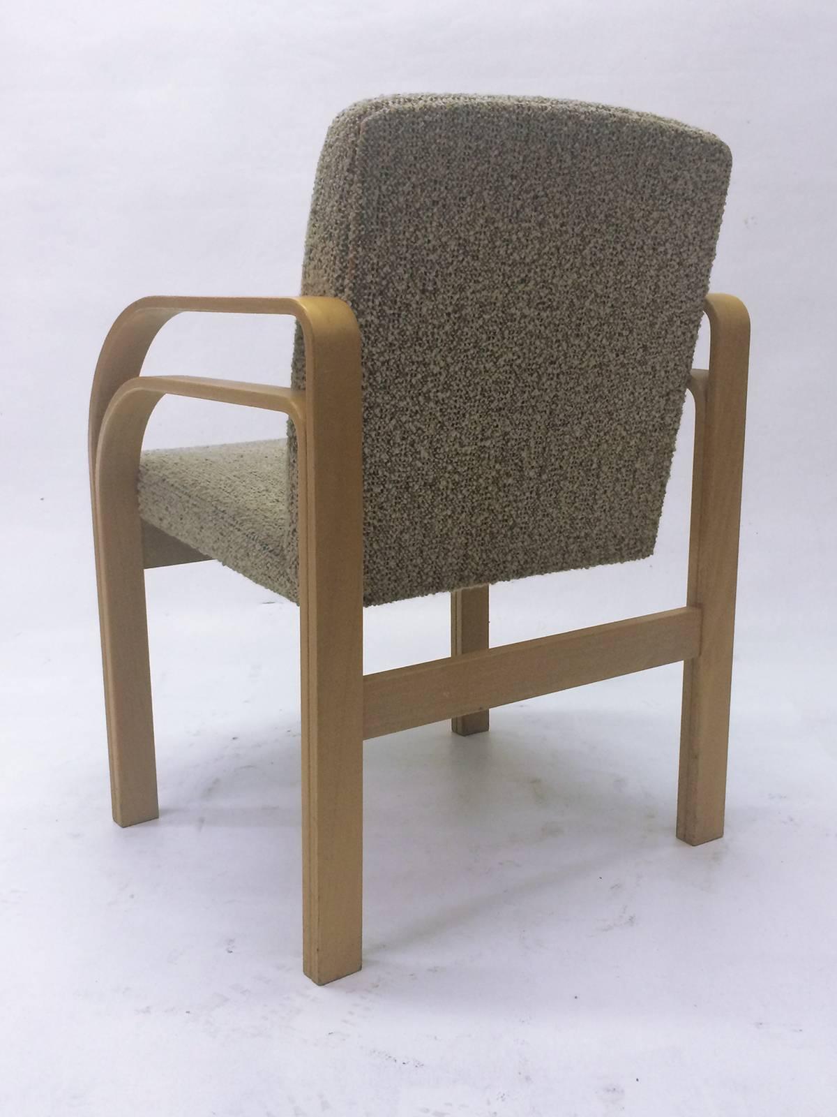 Mid-Century Modern Set of Four Bentwood Chairs in the Manner of Alvar Aalto