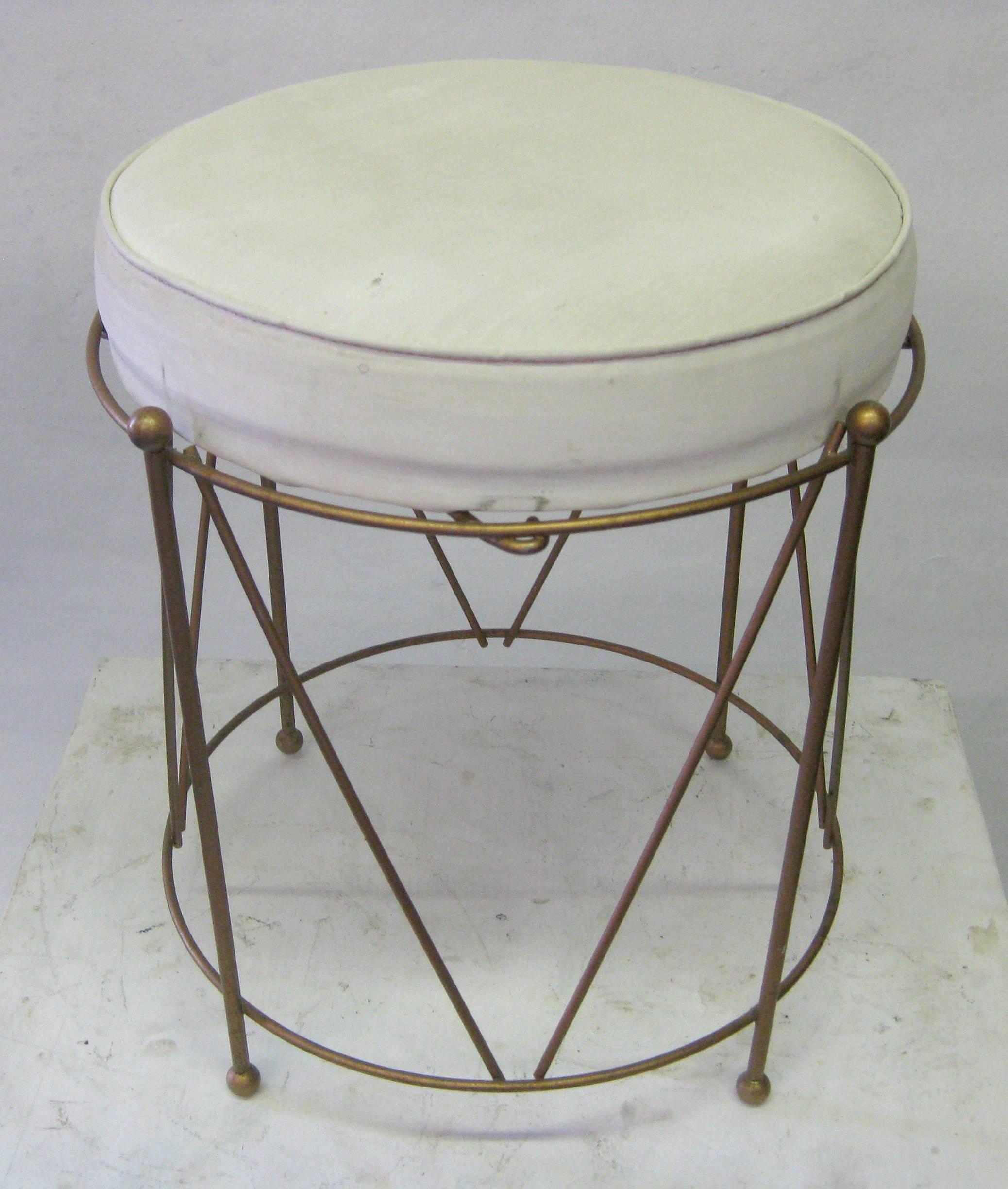 Jansen Style Stool in Brass with White Cushion In Good Condition In Pasadena, CA