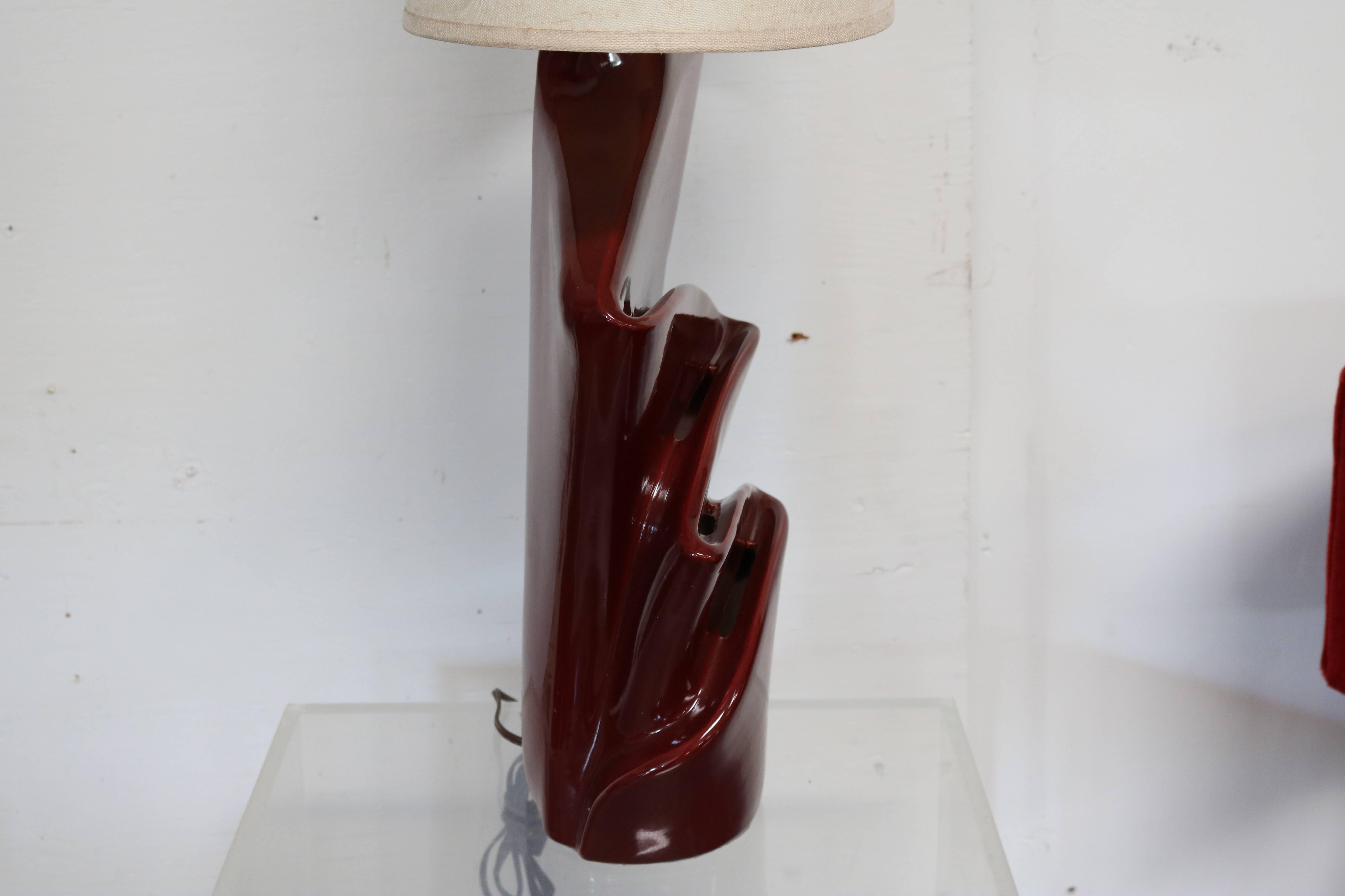 Red Ceramic Curtain Lamps, a Pair In Excellent Condition In Pasadena, CA