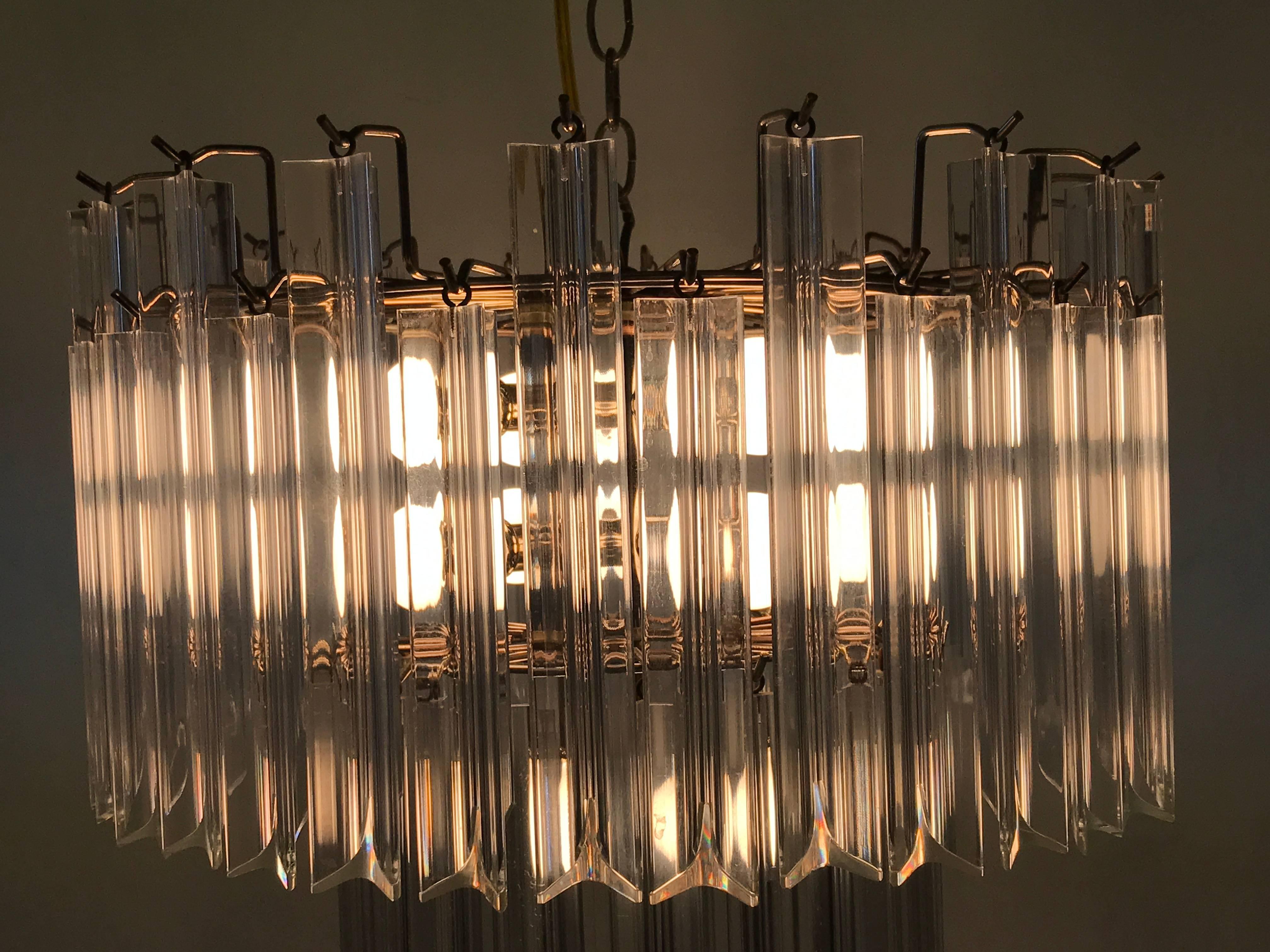 1970s Clear Lucite Chandelier In Excellent Condition In Pasadena, CA