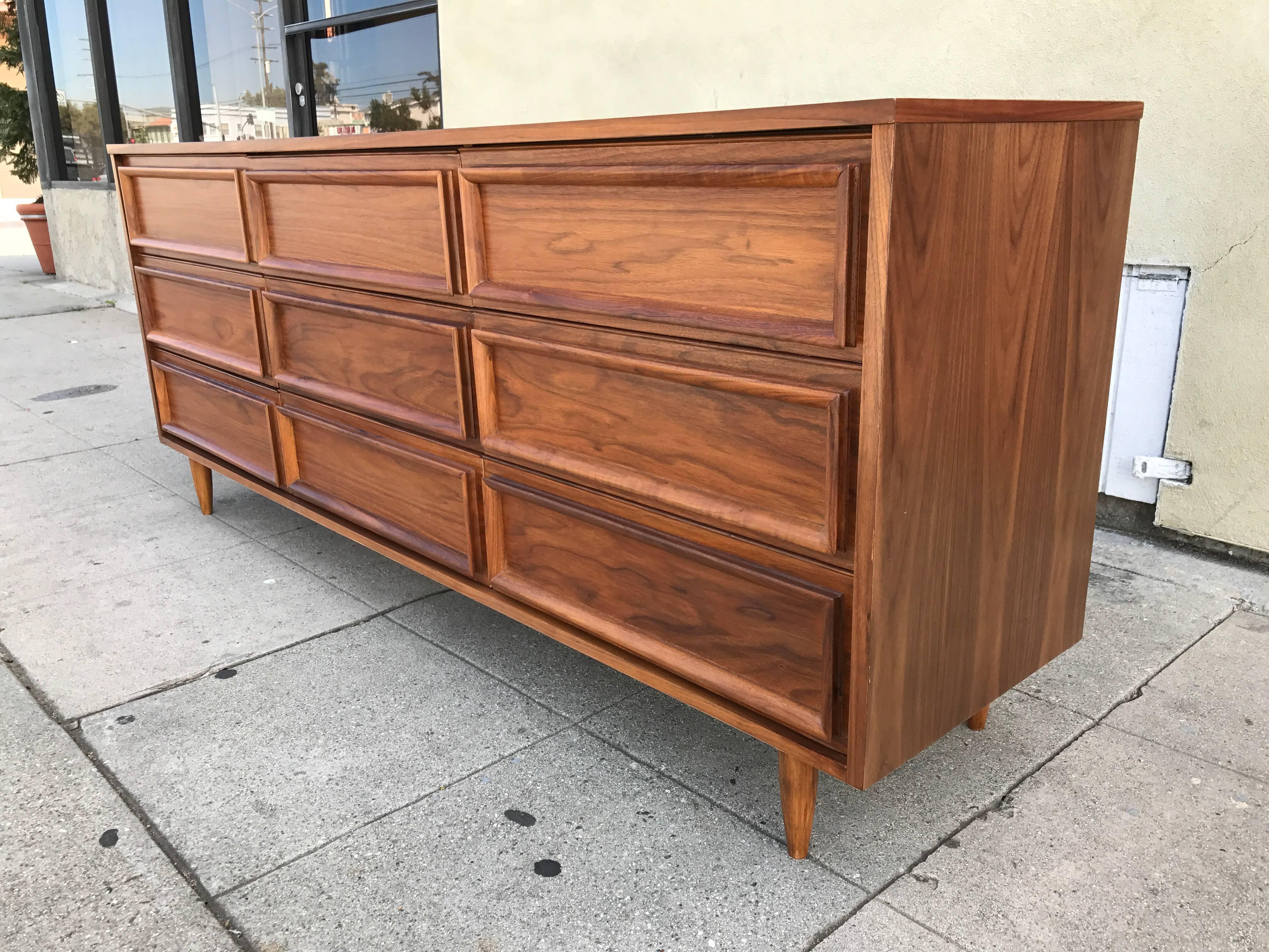 nine drawer dresser