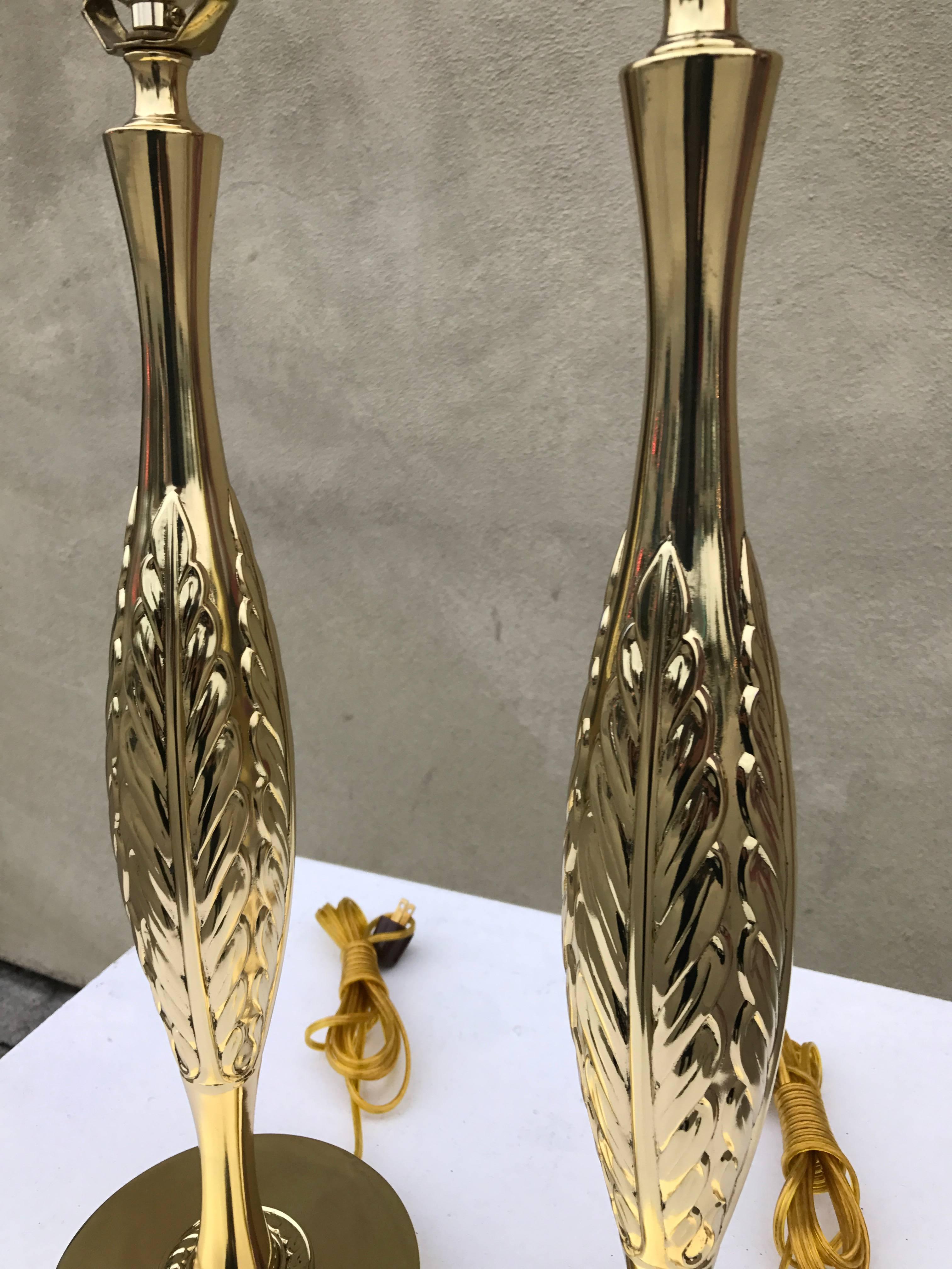 American Pair of Brass Midcentury Hollywood Regency Laurel Table Lamps