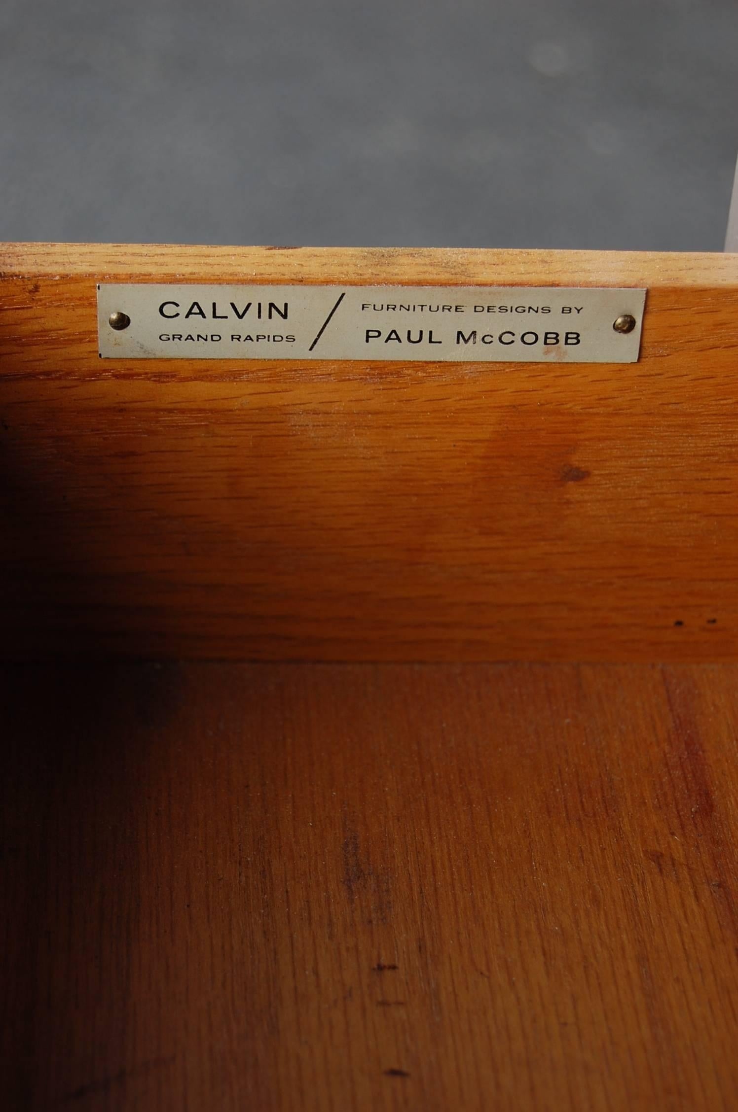Mid-Century Modern Side Table of Nightstand by Paul McCobb for Calvin