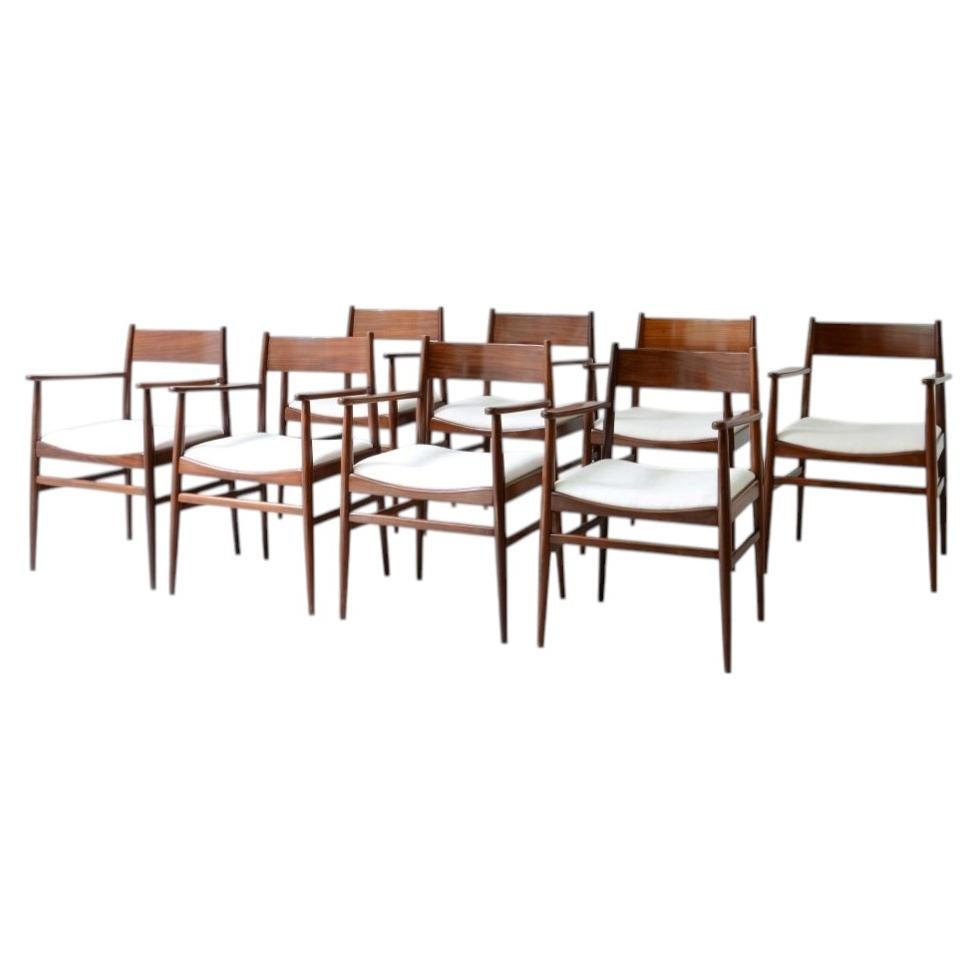 Arne Halvorsen rare set of 8 elegant Model 10 armchairs For Sale