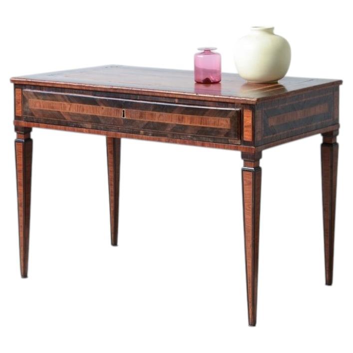 Antique centerpiece writing table from 1780ca. For Sale