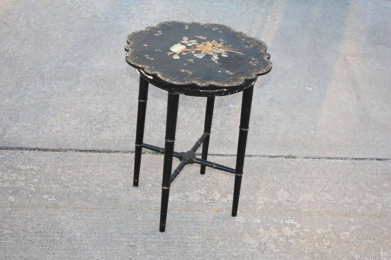 Small Chinoiserie Side Table or Stool Black Faux Bamboo Legs In Excellent Condition For Sale In Southampton, NY