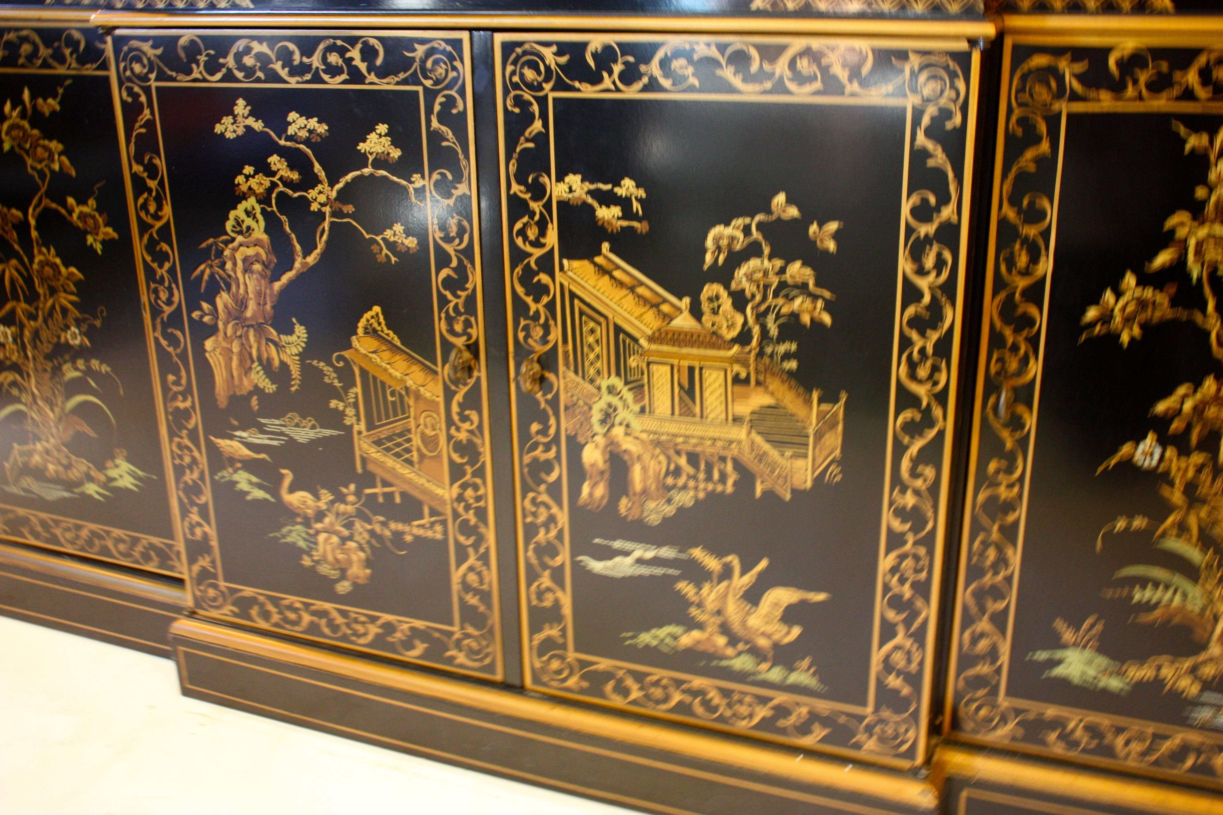 Chinoiserie Console Cabinet For Sale 2