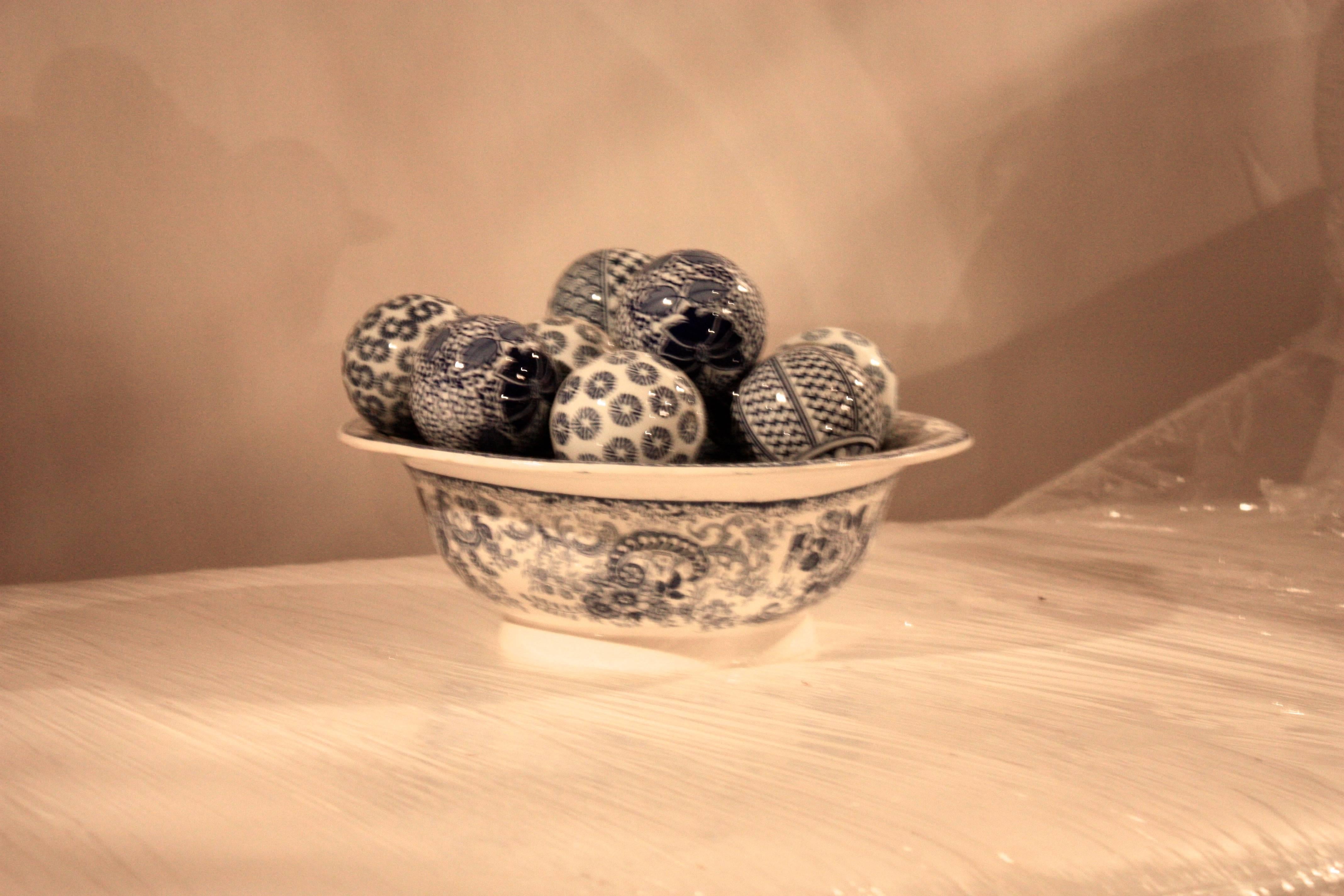 ceramic decorative balls